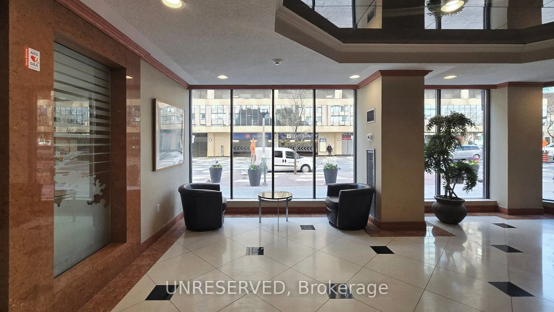 633 Bay Street, #1711
