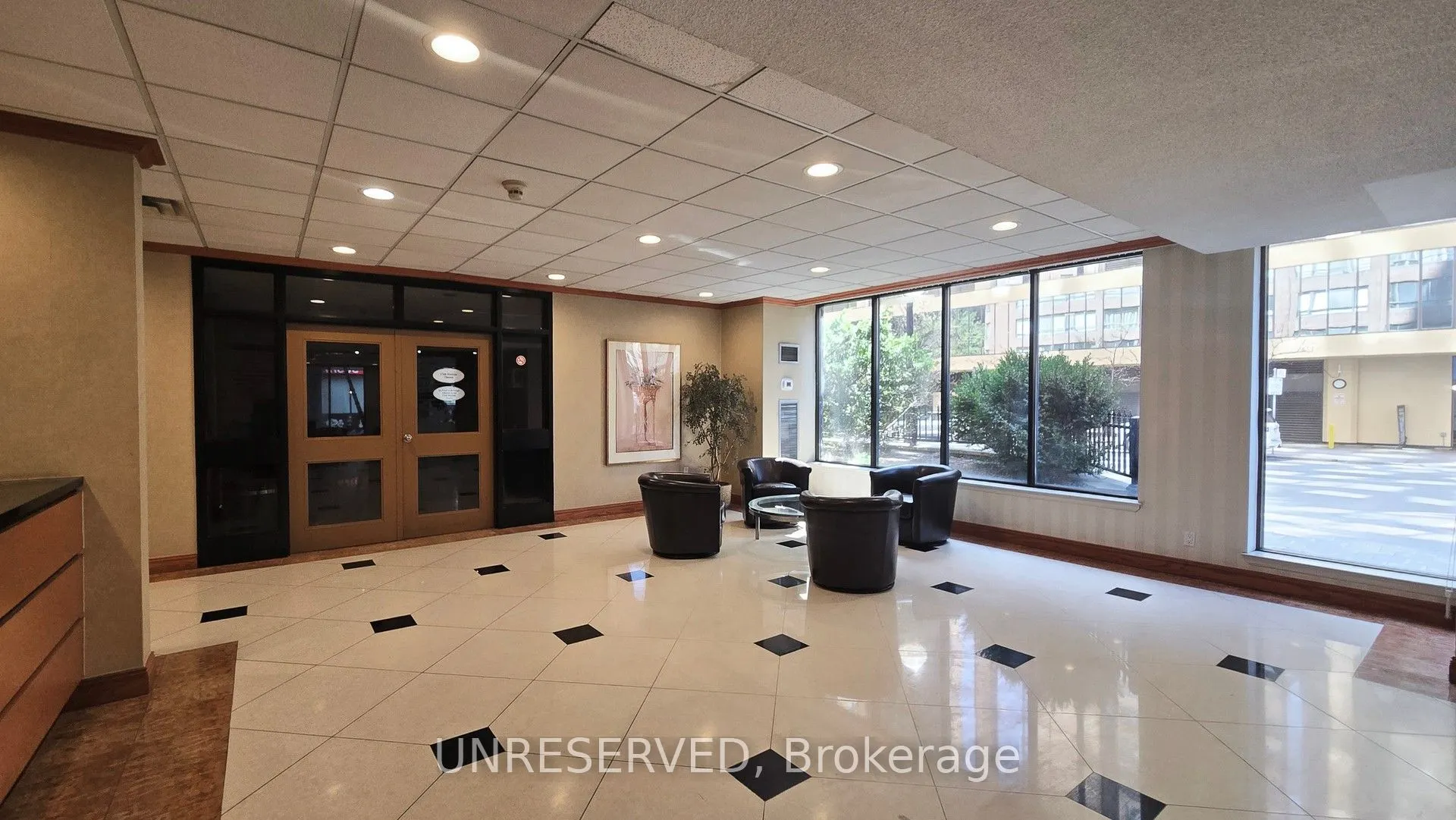 633 Bay Street, #1711