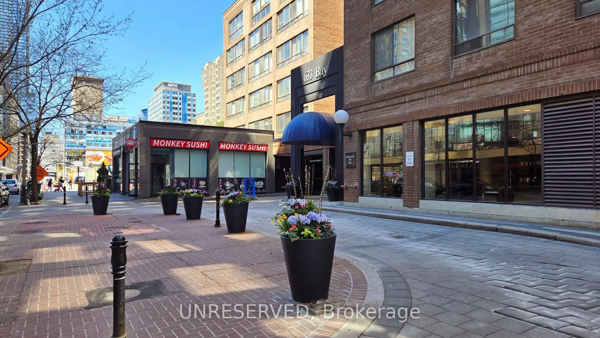 633 Bay Street, #1711