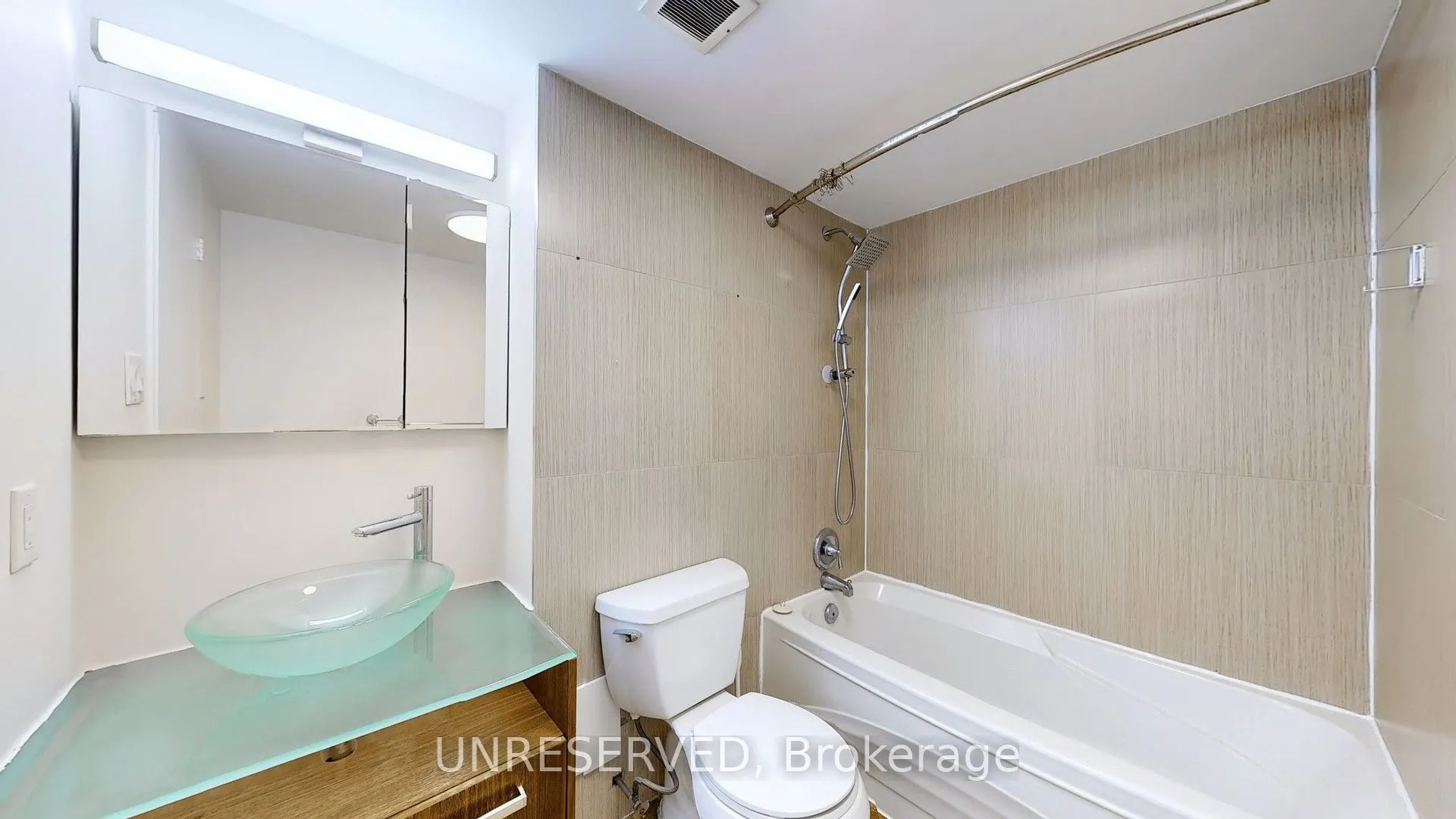 633 Bay Street, #1711