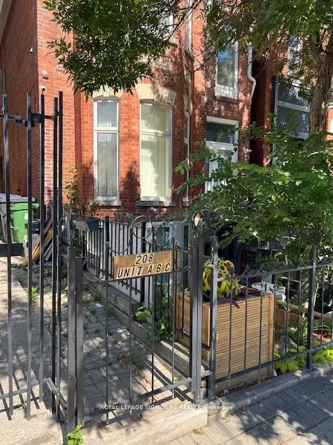 208 Carlton Street, #B