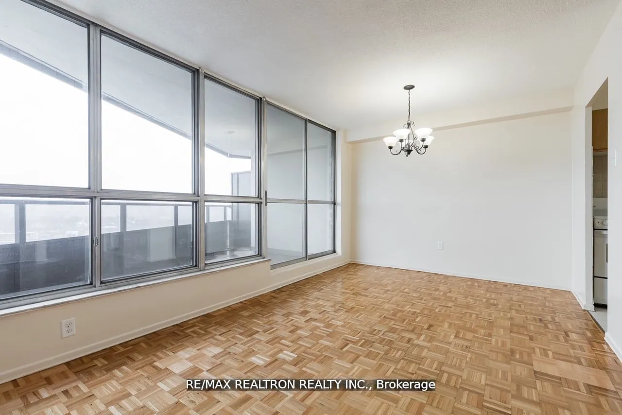 21 Vaughan Road, #1902