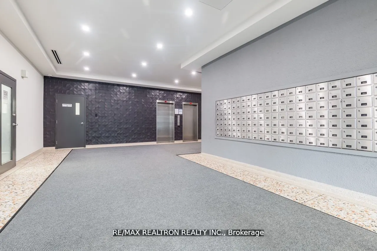 21 Vaughan Road, #1902