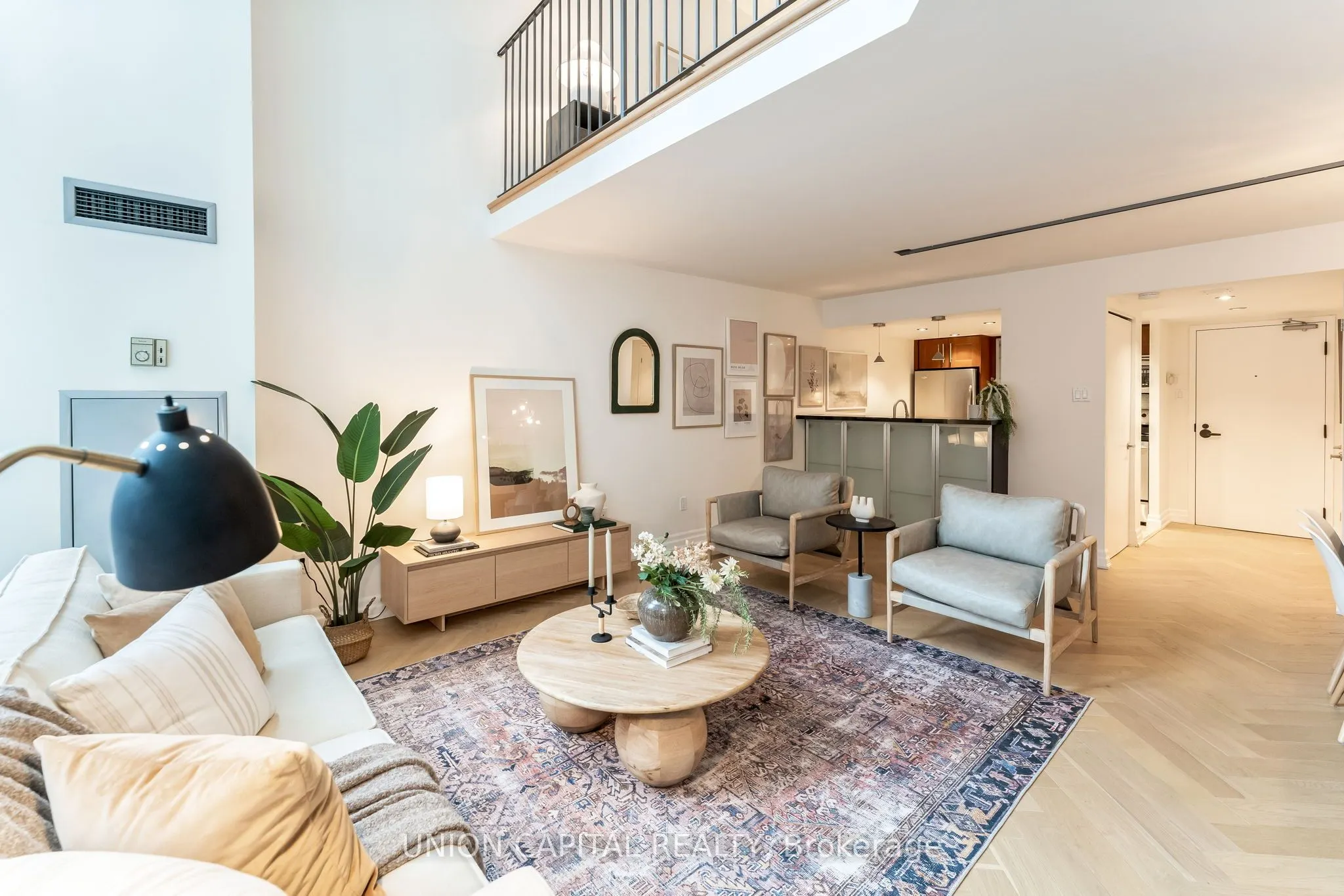 25 Maitland Street, #206