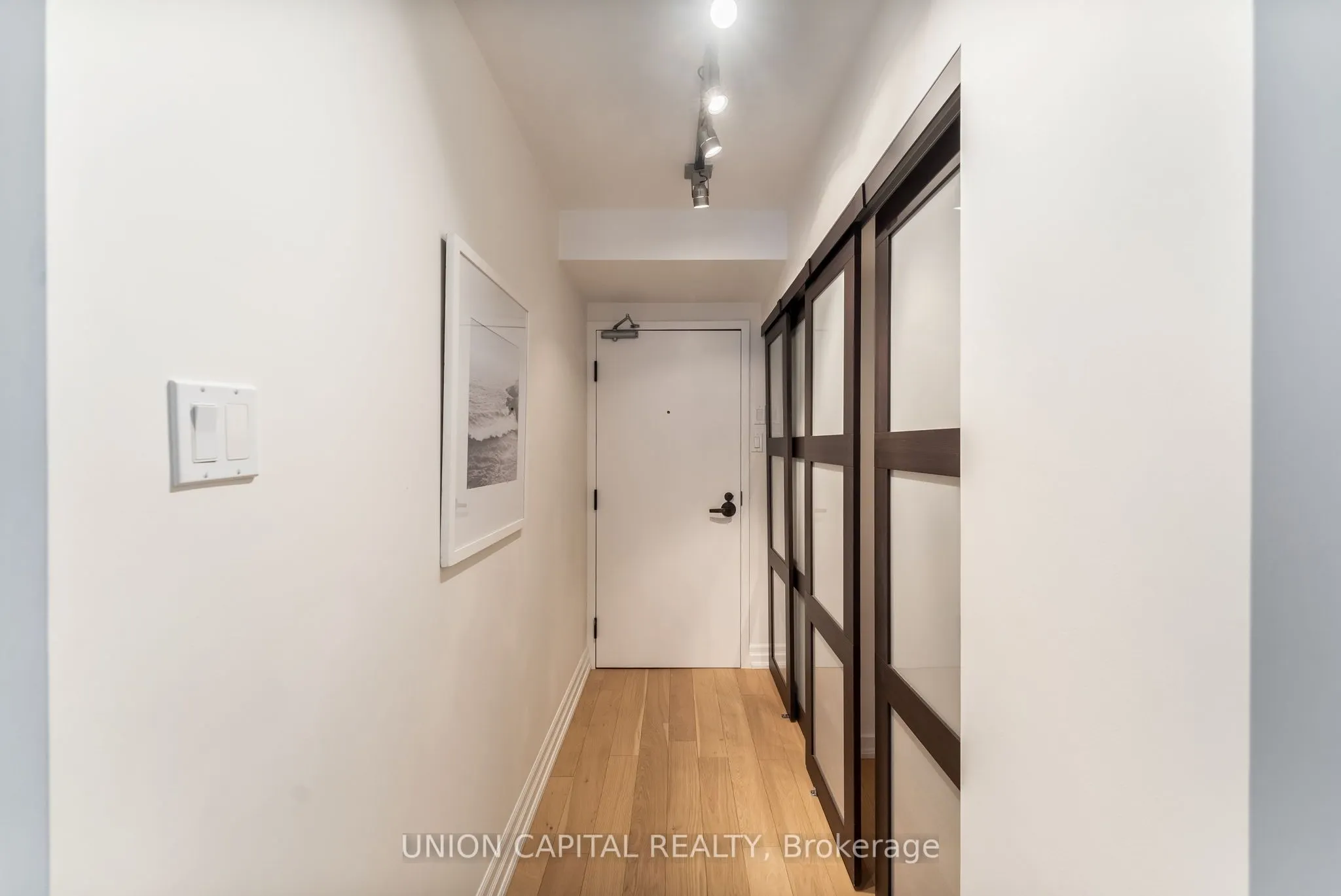 25 Maitland Street, #206