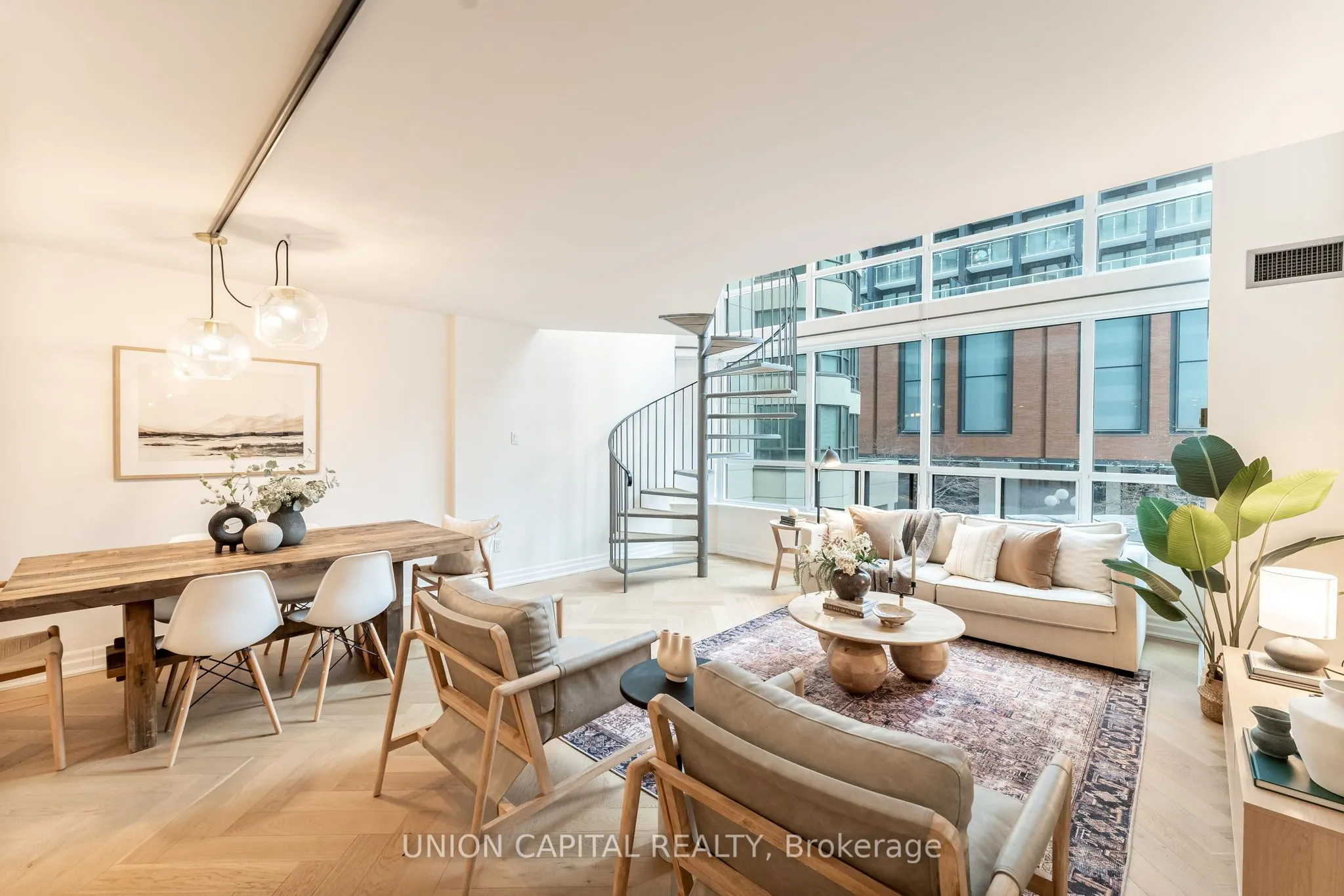 25 Maitland Street, #206