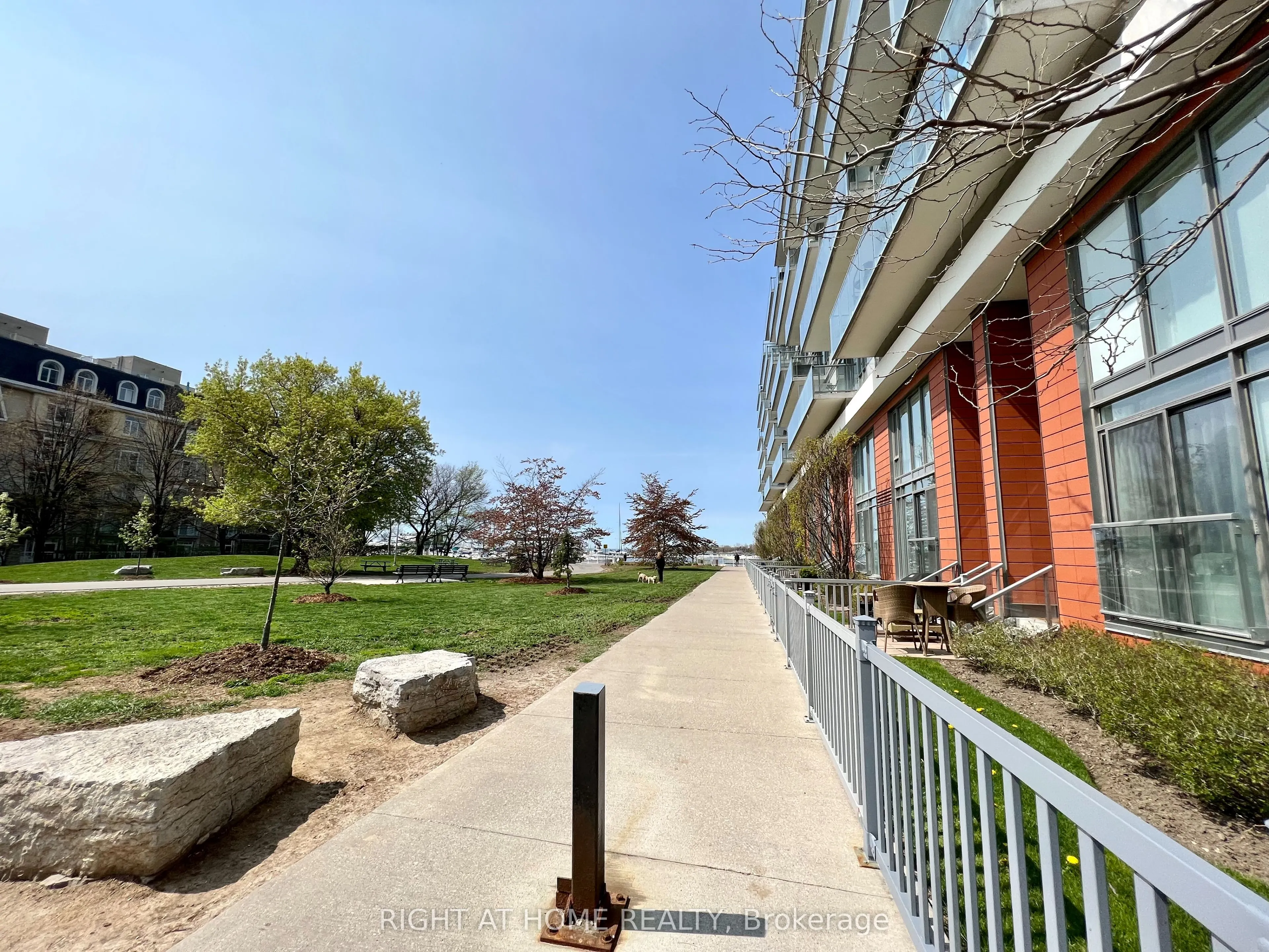 90 Stadium Road, #606
