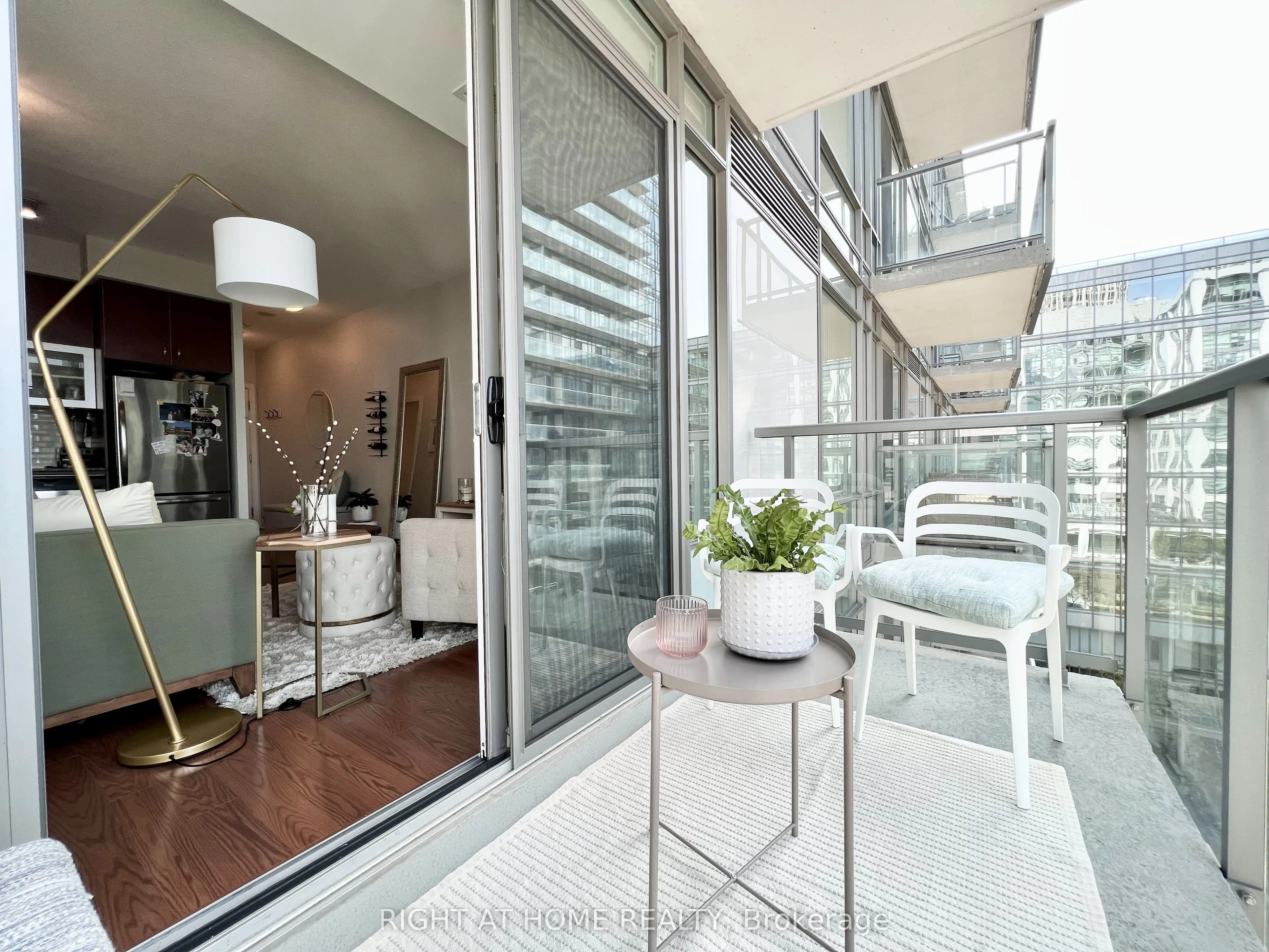 90 Stadium Road, #606