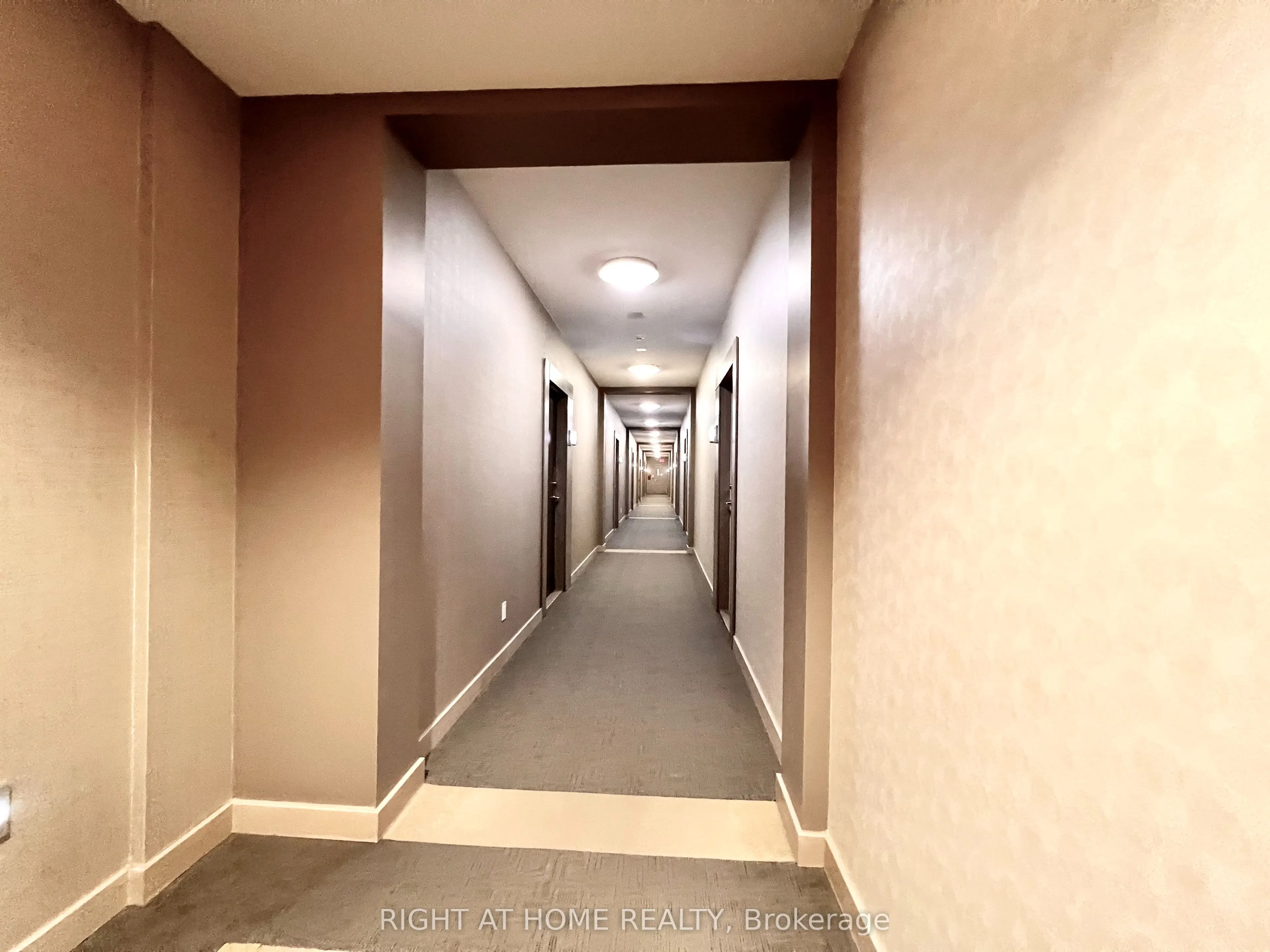 90 Stadium Road, #606