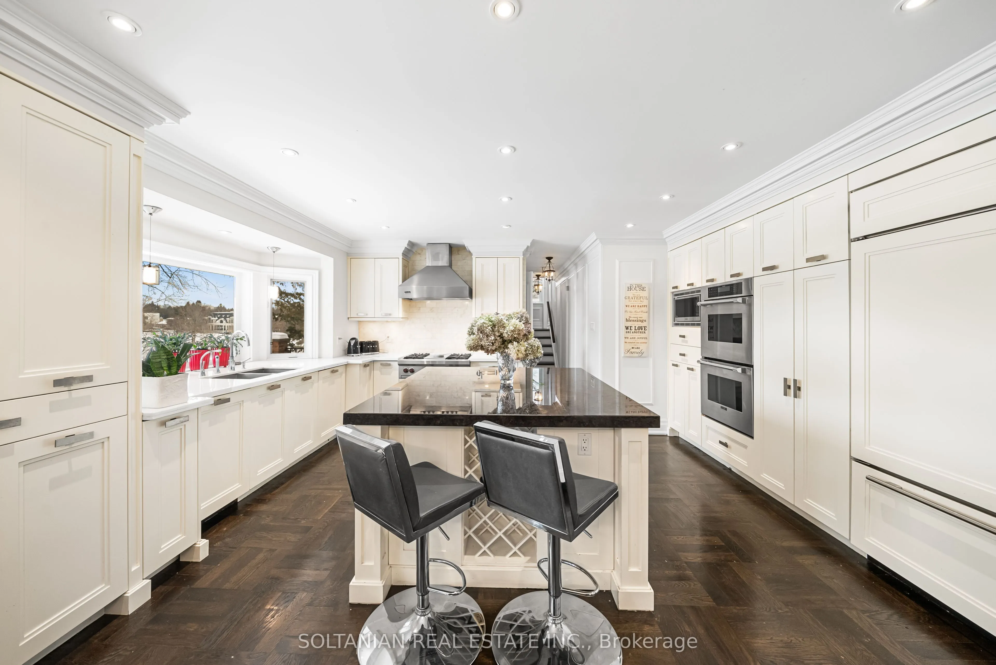 6 Penwood Crescent