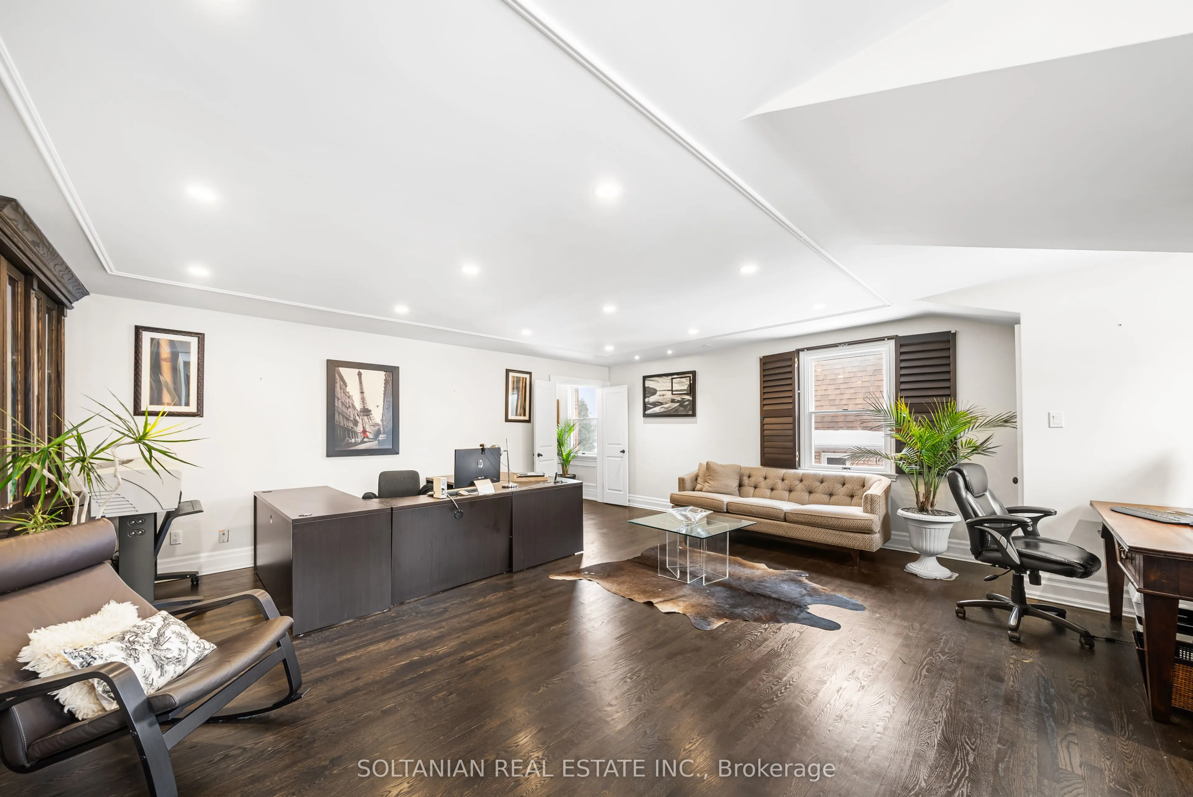 6 Penwood Crescent