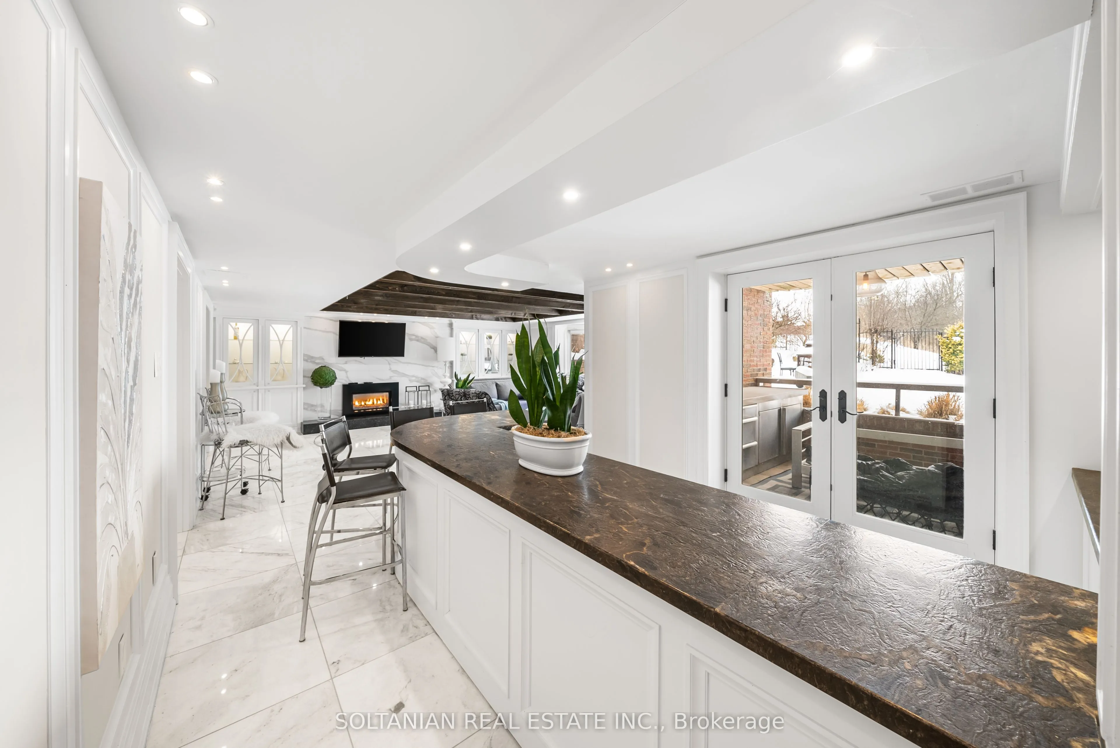 6 Penwood Crescent