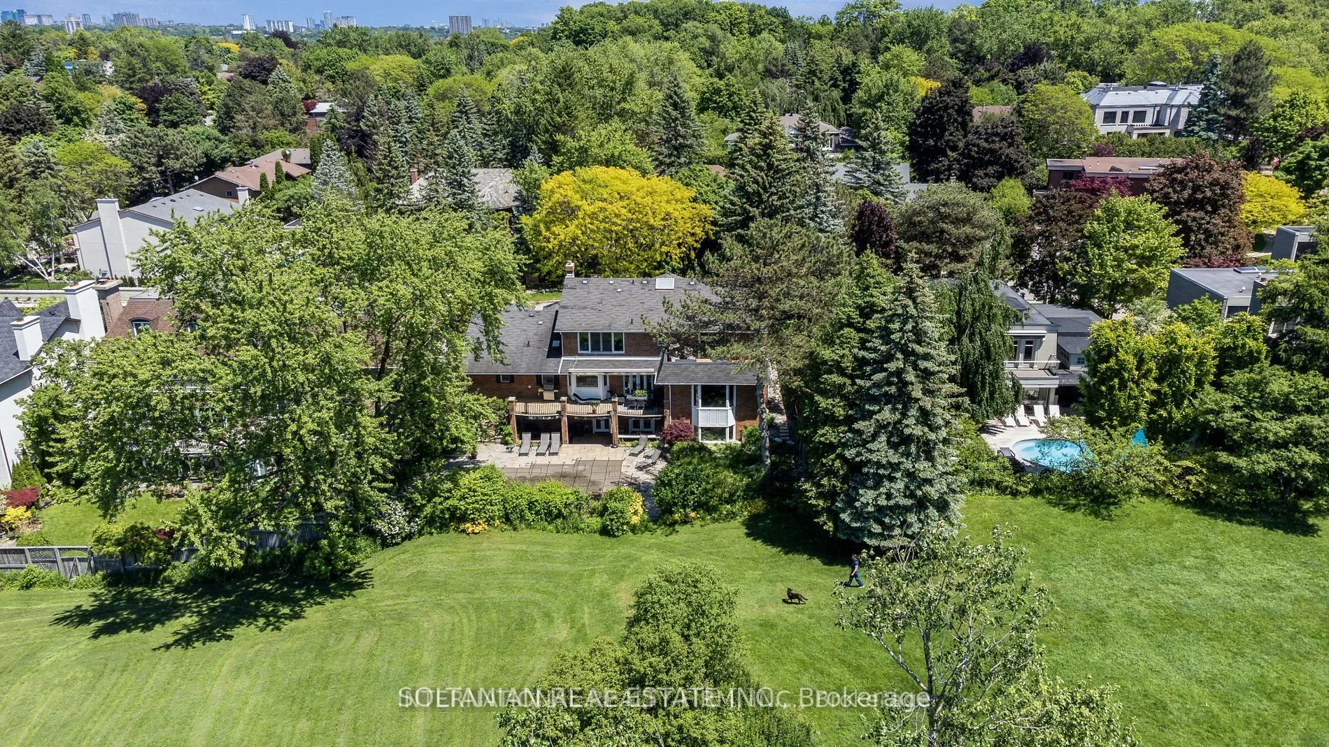 6 Penwood Crescent