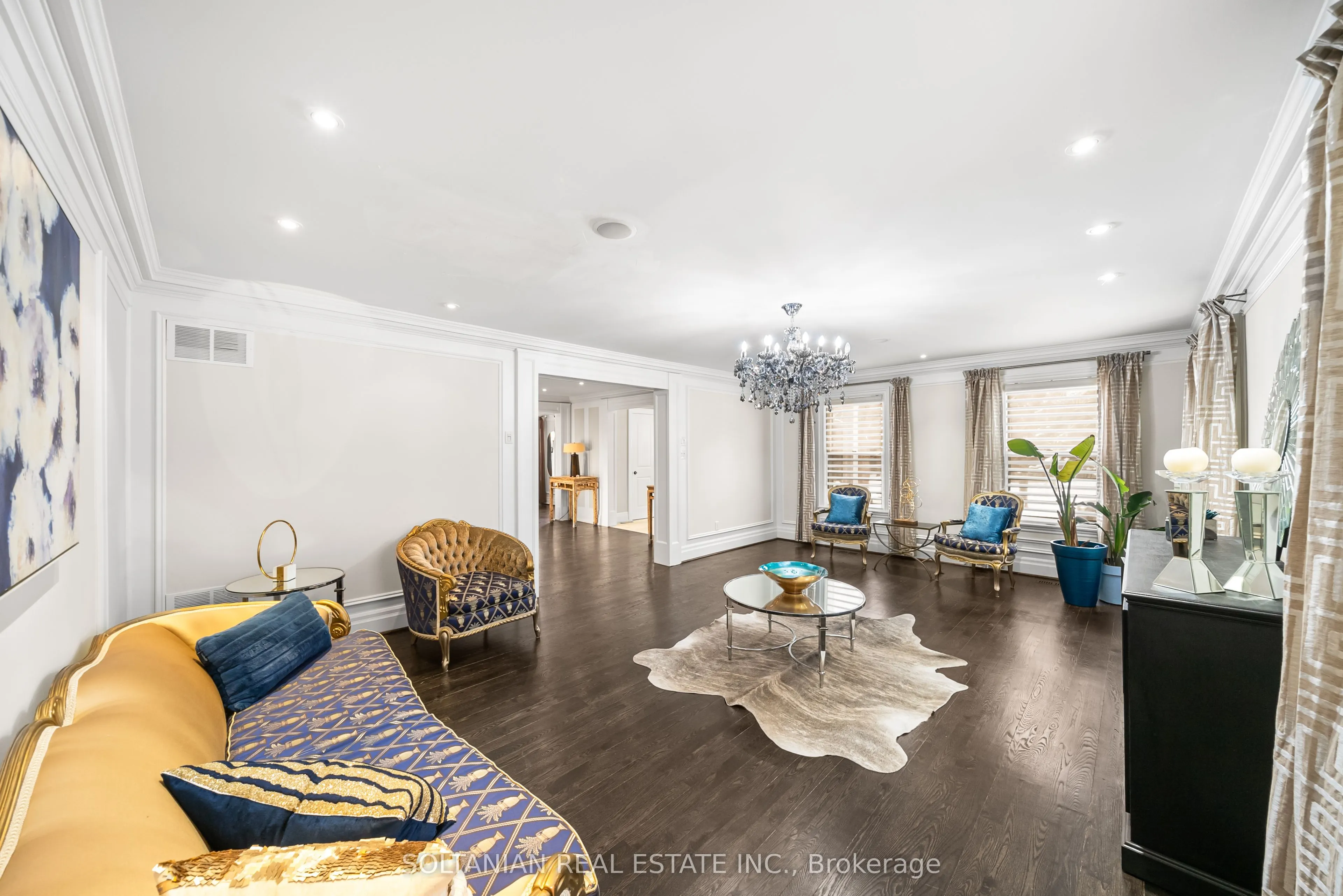 6 Penwood Crescent