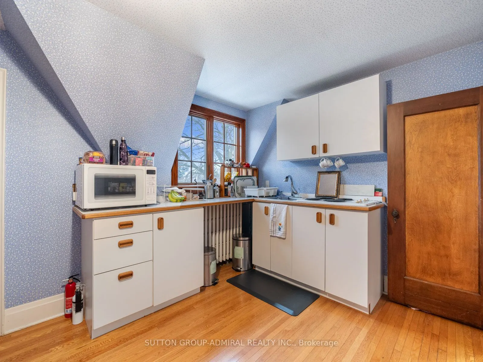 29 Strathgowan Crescent