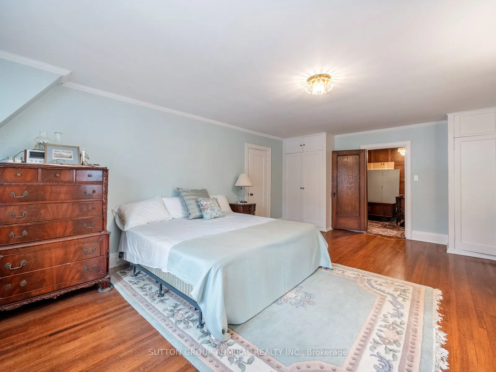 29 Strathgowan Crescent