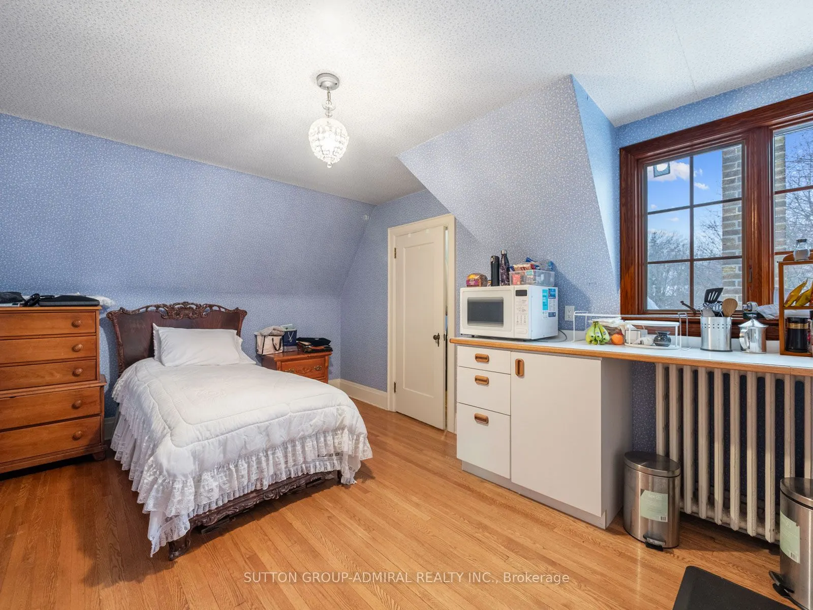 29 Strathgowan Crescent