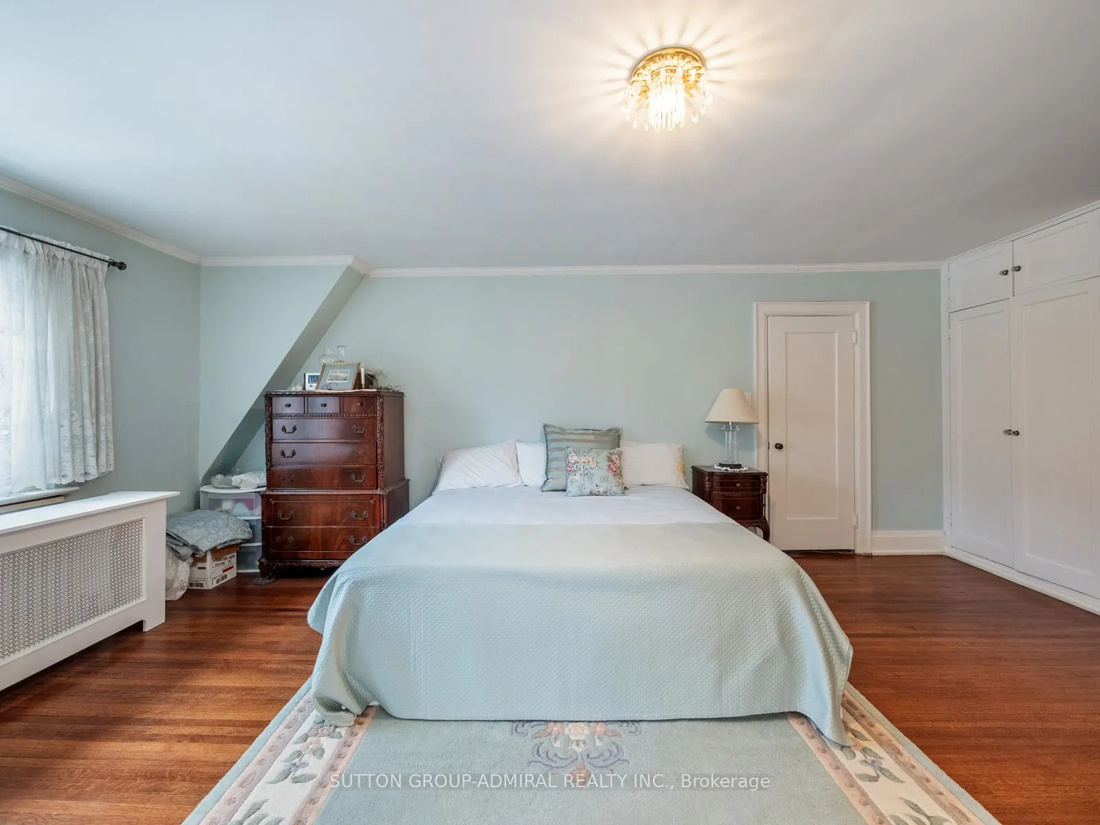 29 Strathgowan Crescent
