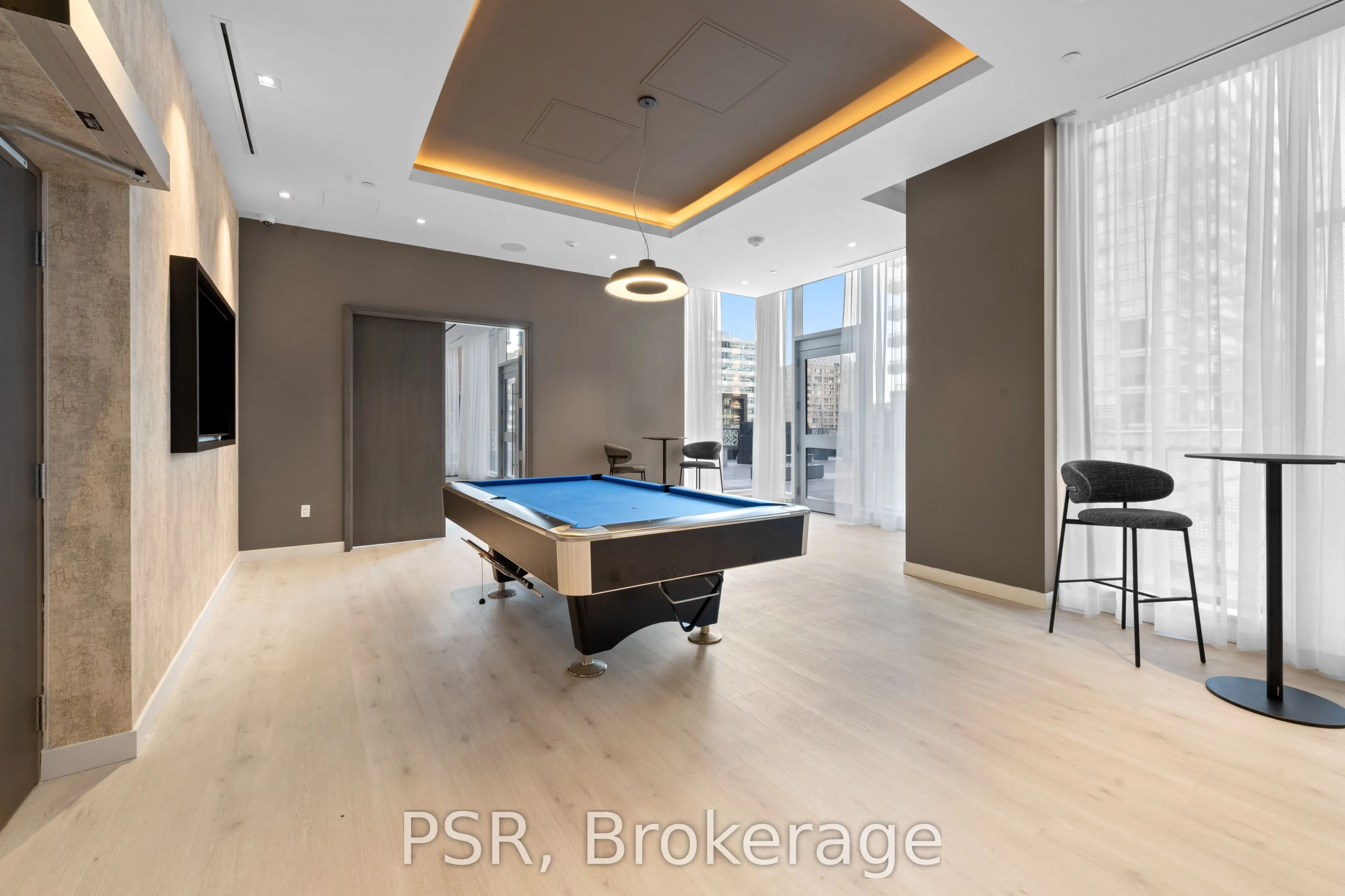 101 Roehampton Avenue, #3311
