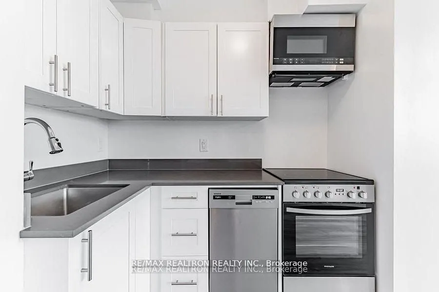 25 Bedford Road, #405