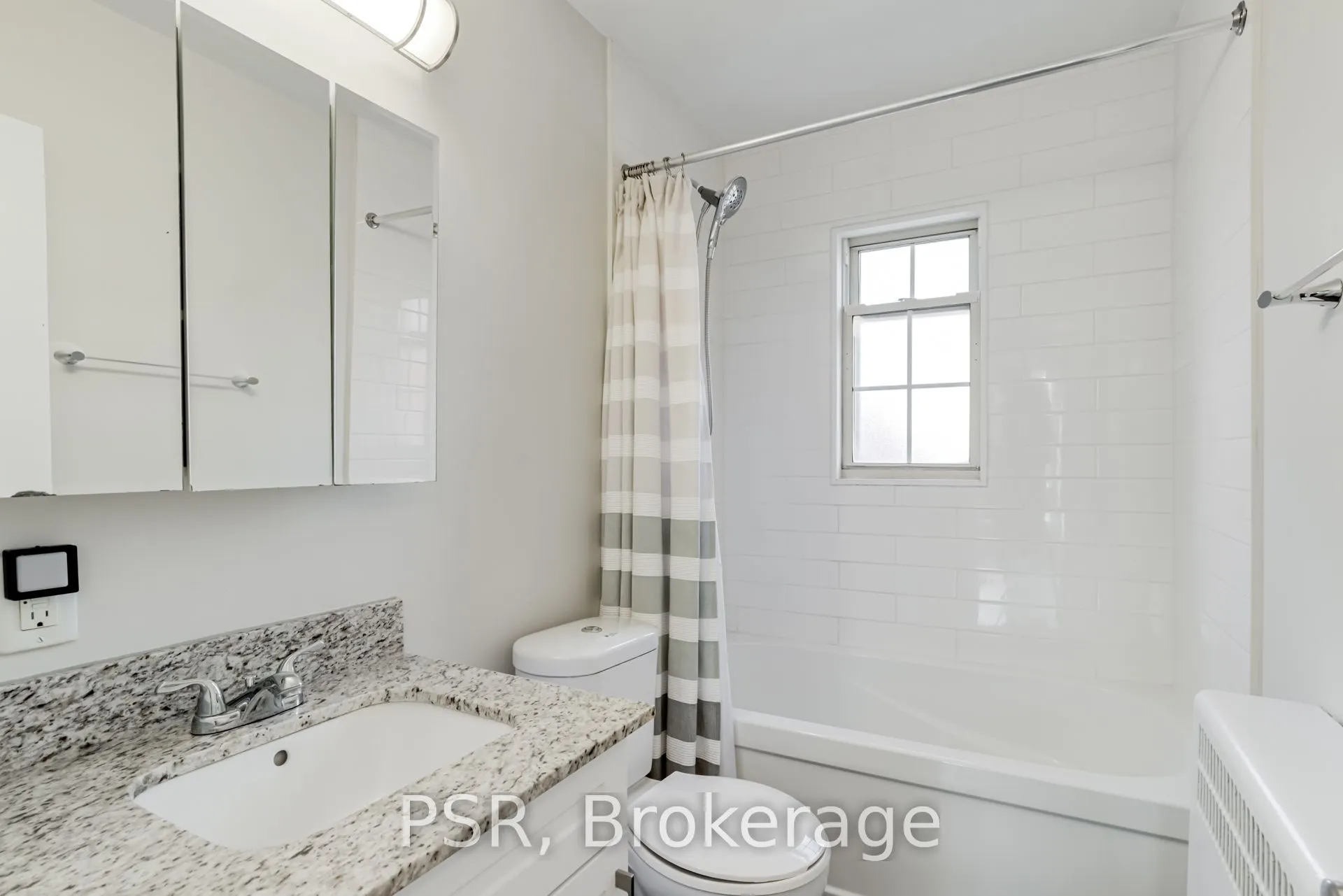4 Sutherland Drive, #26U
