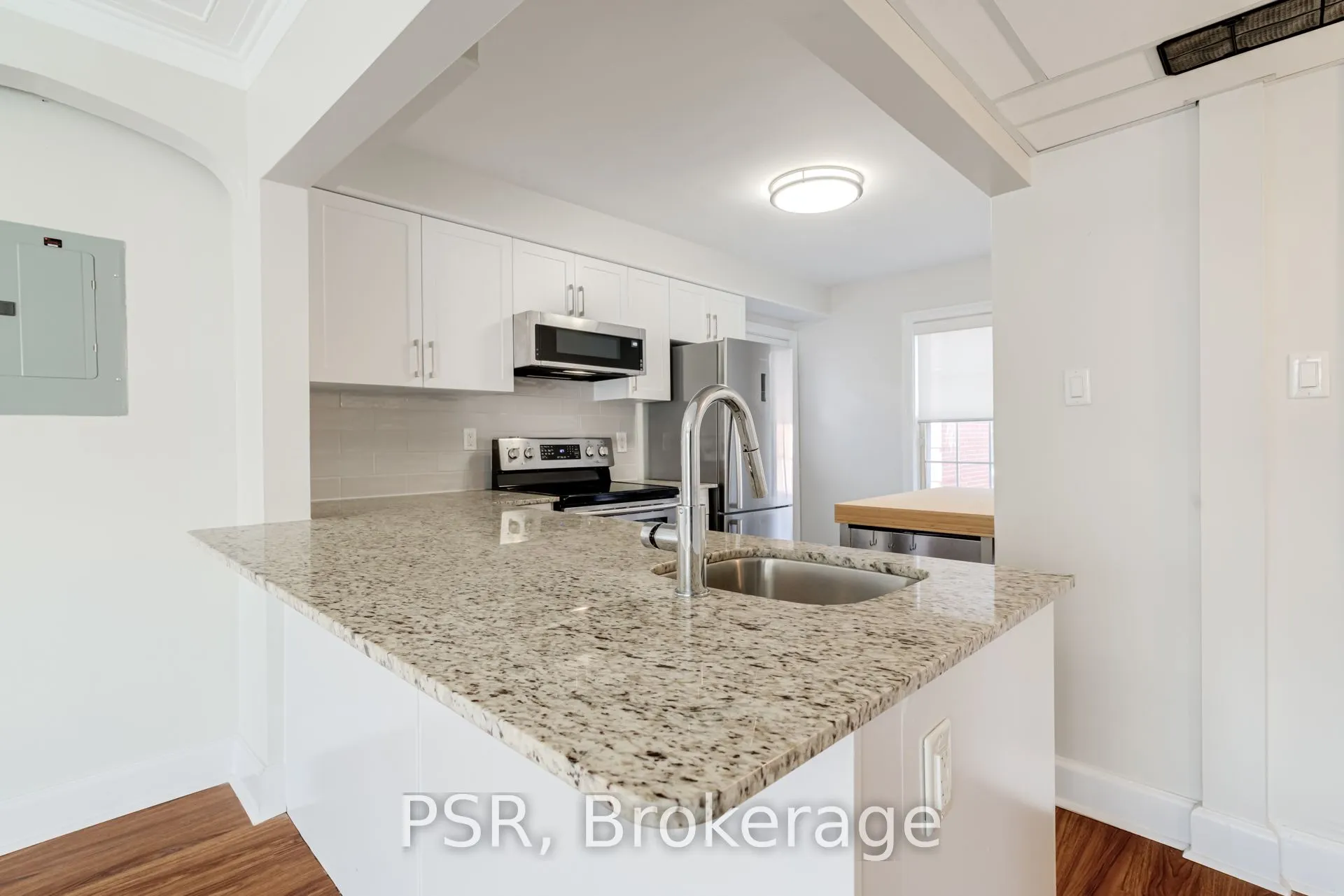4 Sutherland Drive, #26U