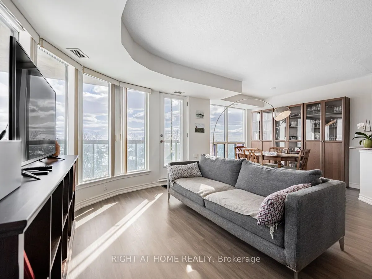 935 Sheppard Avenue W, #614