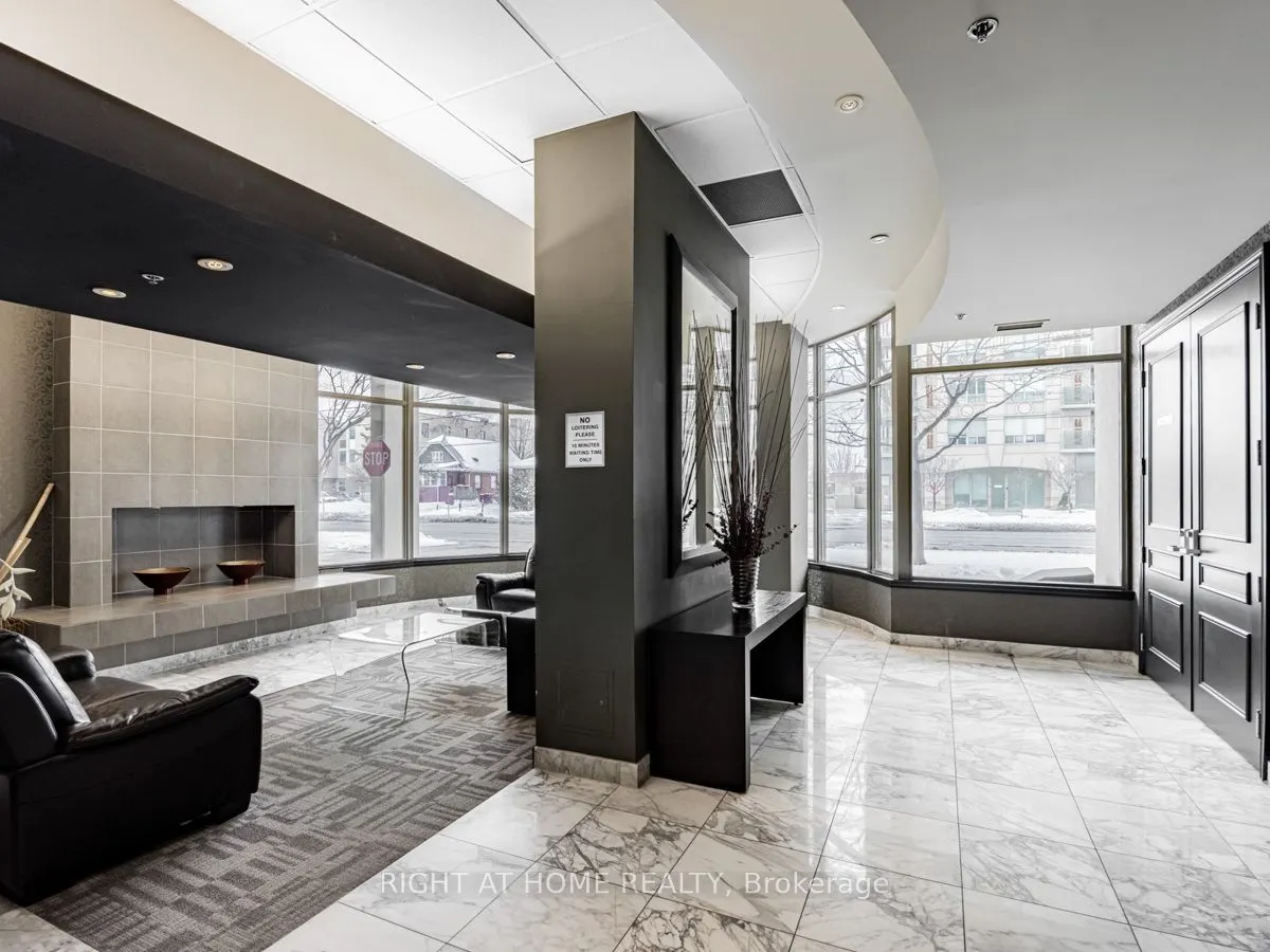 935 Sheppard Avenue W, #614