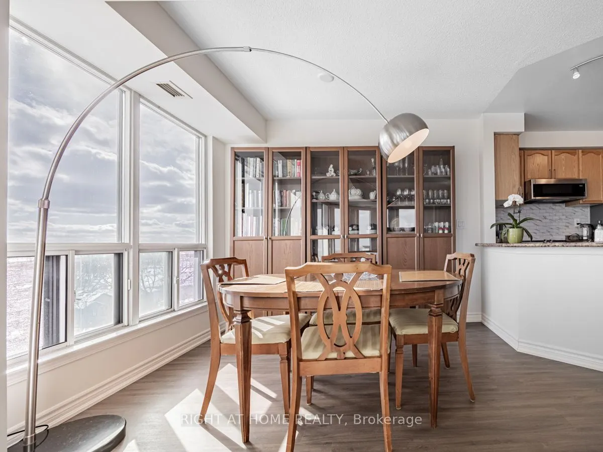 935 Sheppard Avenue W, #614