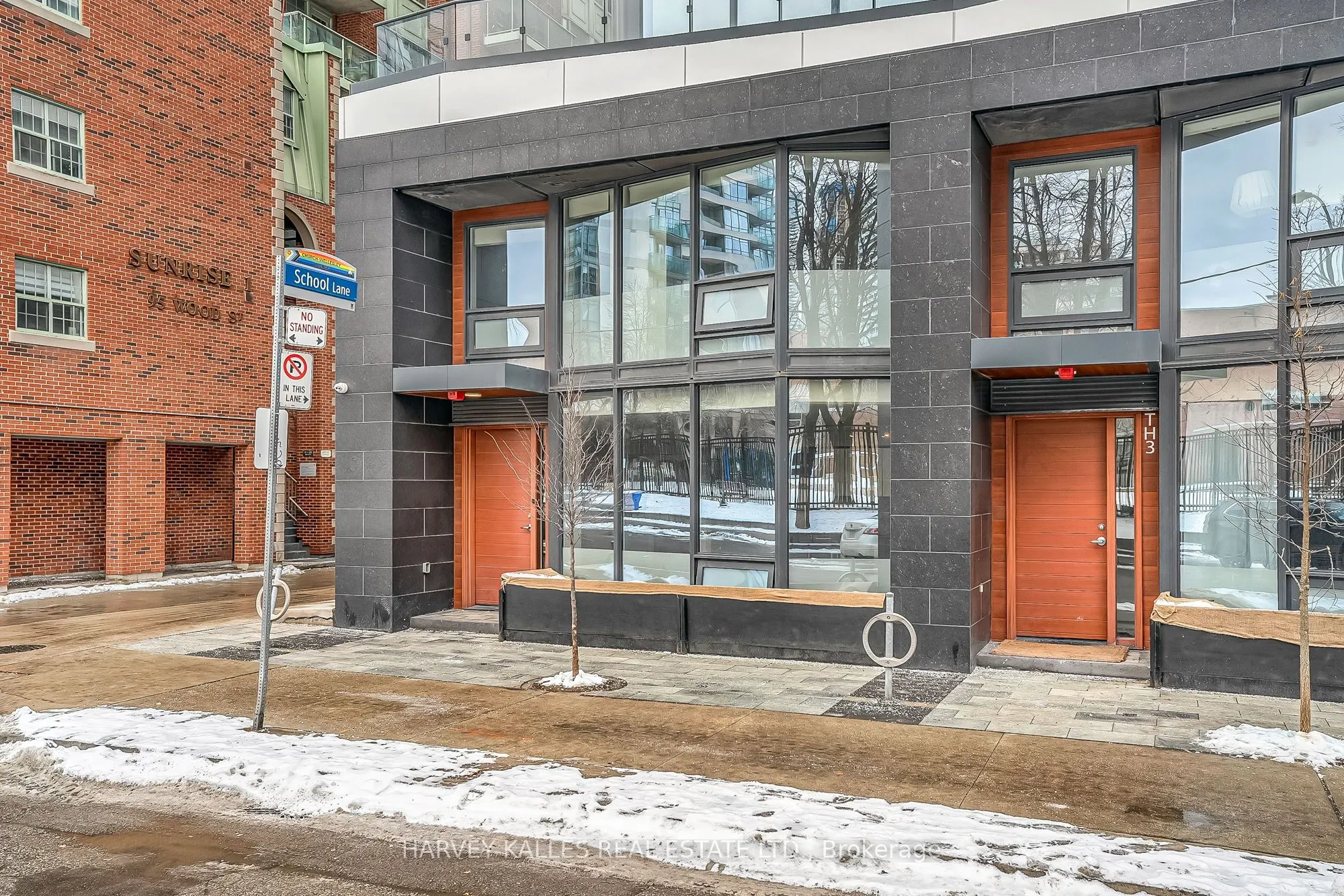 85 Wood Street #TH5