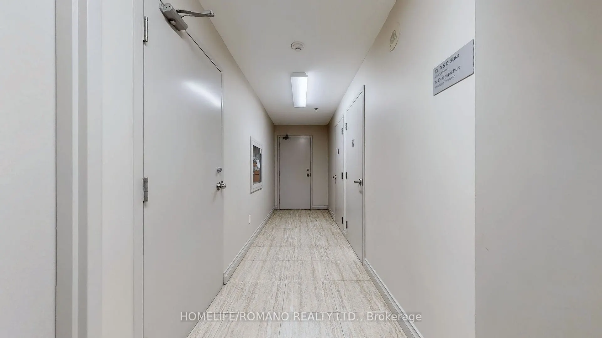 800 Sheppard Avenue W, #C3