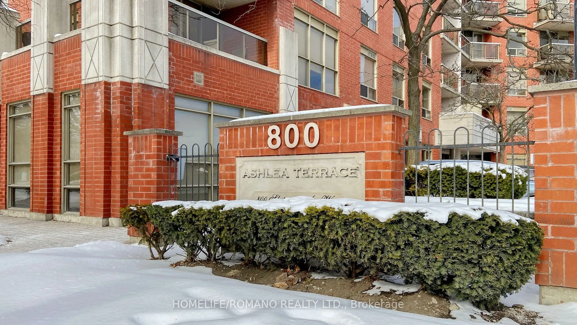 800 Sheppard Avenue W, #C3