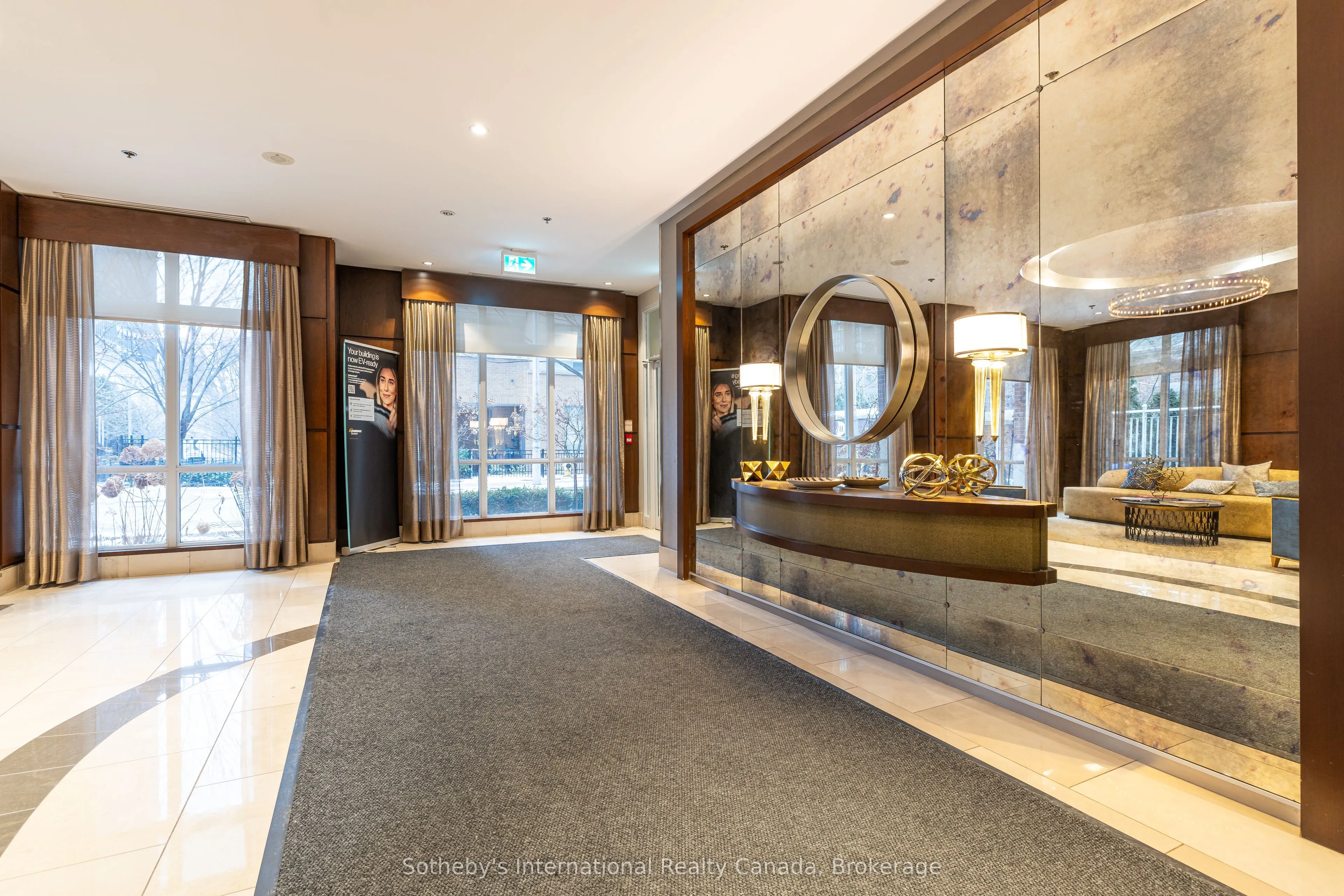 100 Hayden Street, #901