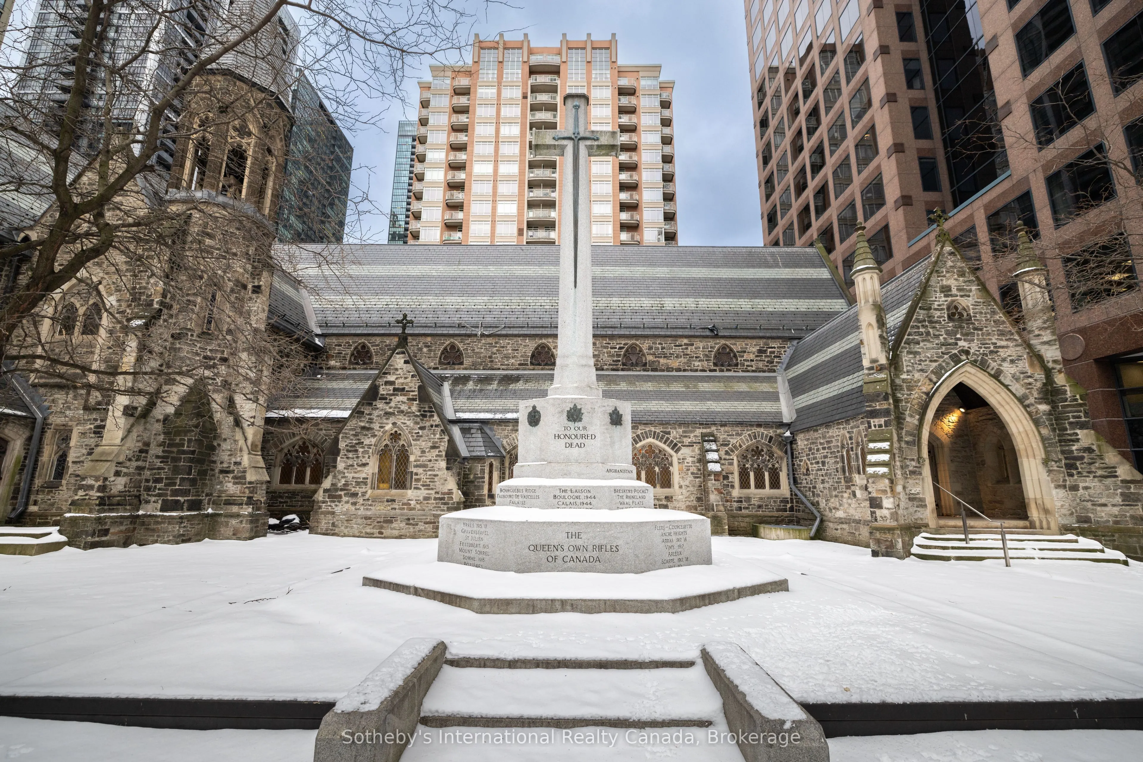 100 Hayden Street, #901
