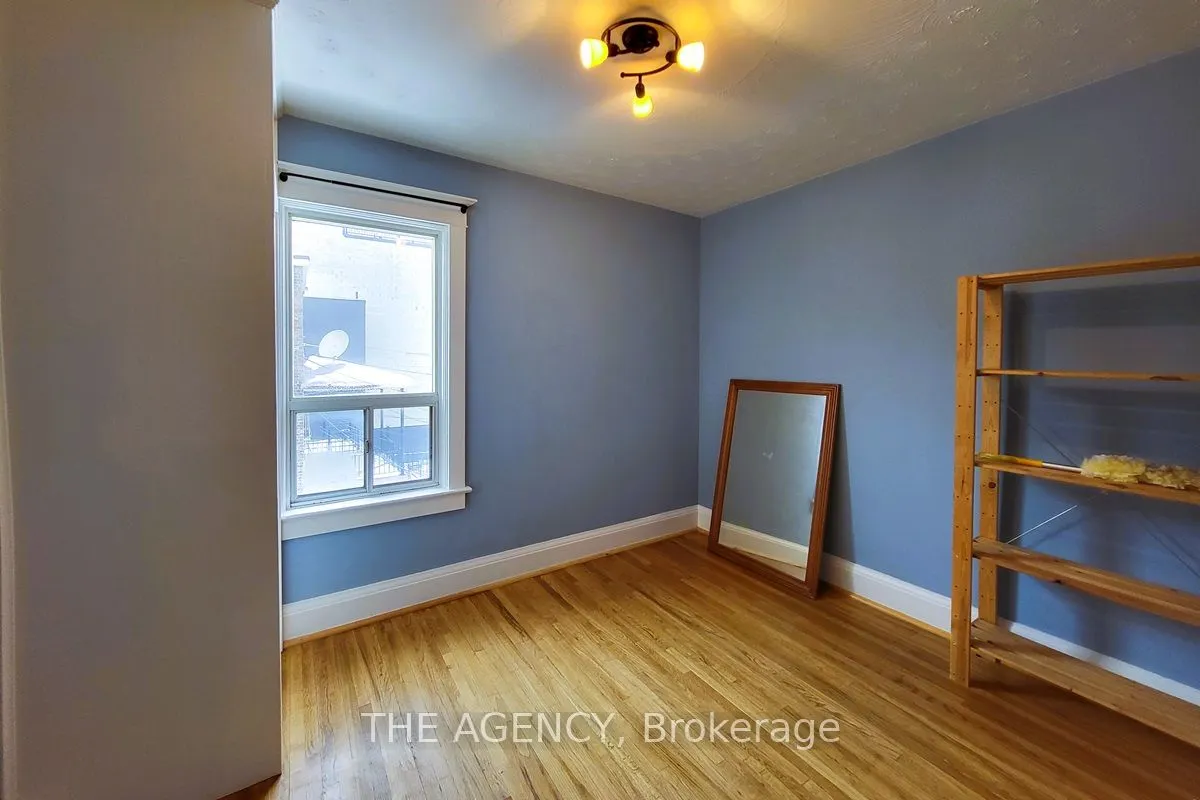 613 Delaware Avenue N, #Upper