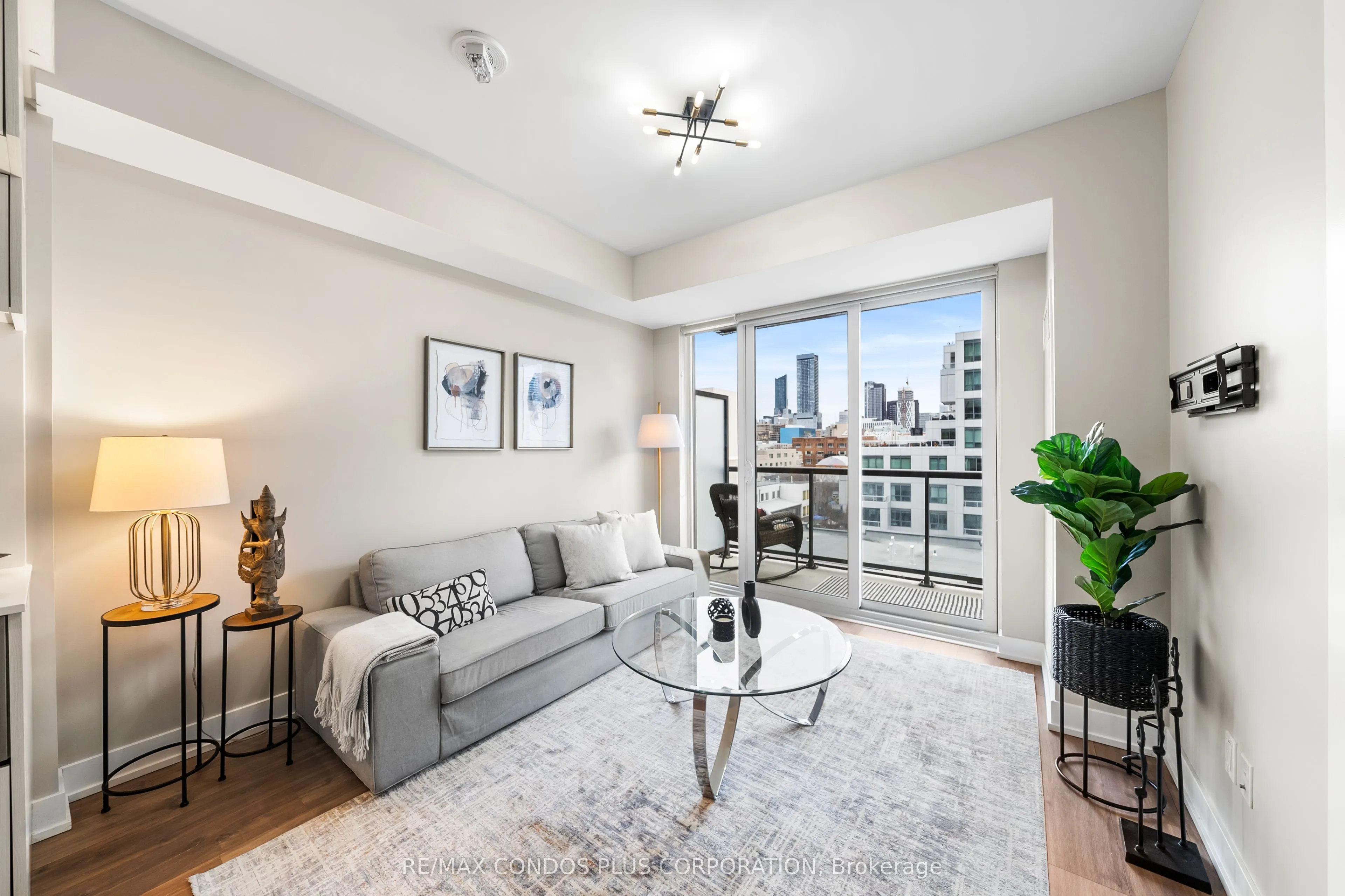 80 Vanauley Street, #511