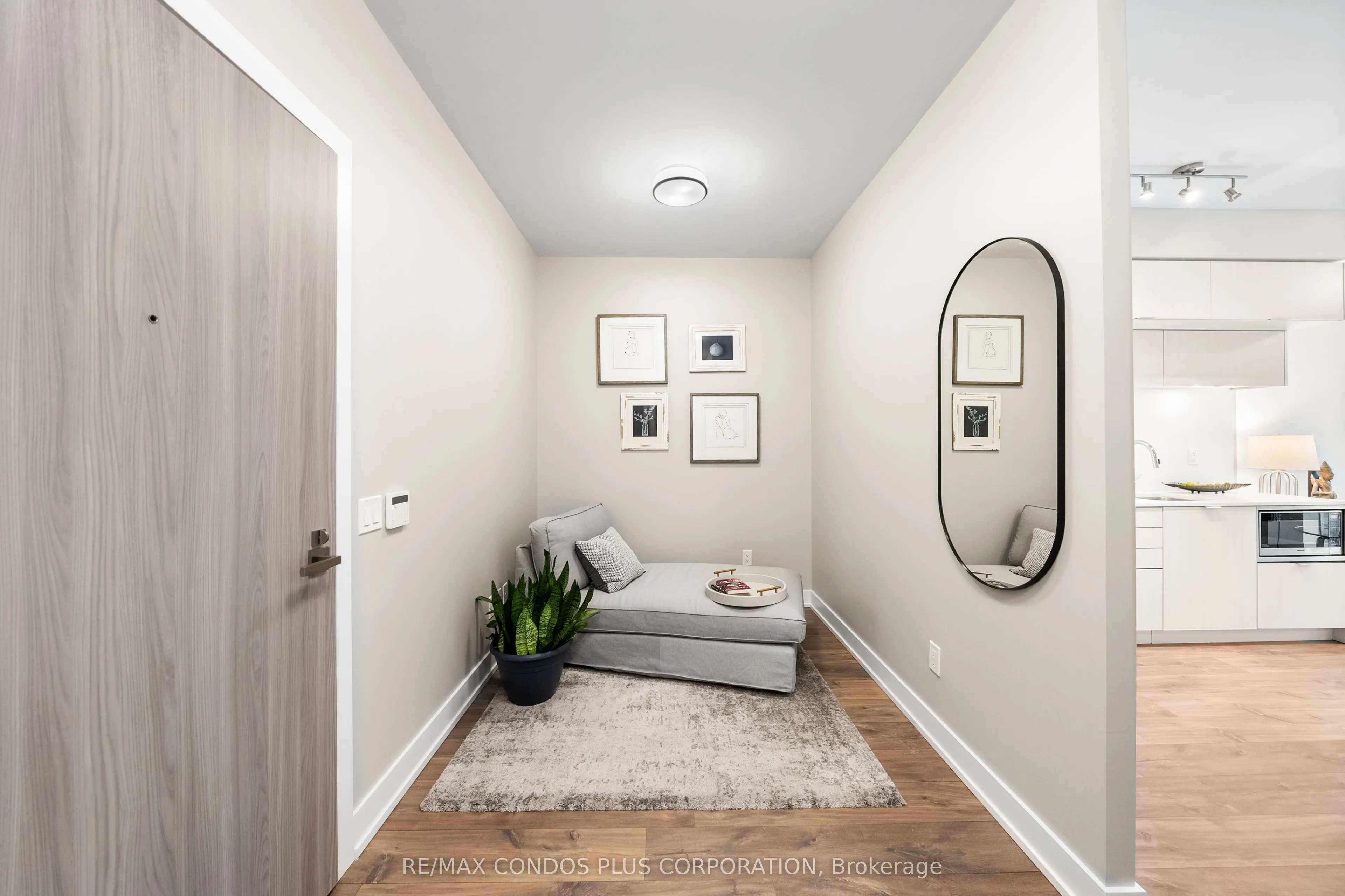 80 Vanauley Street, #511