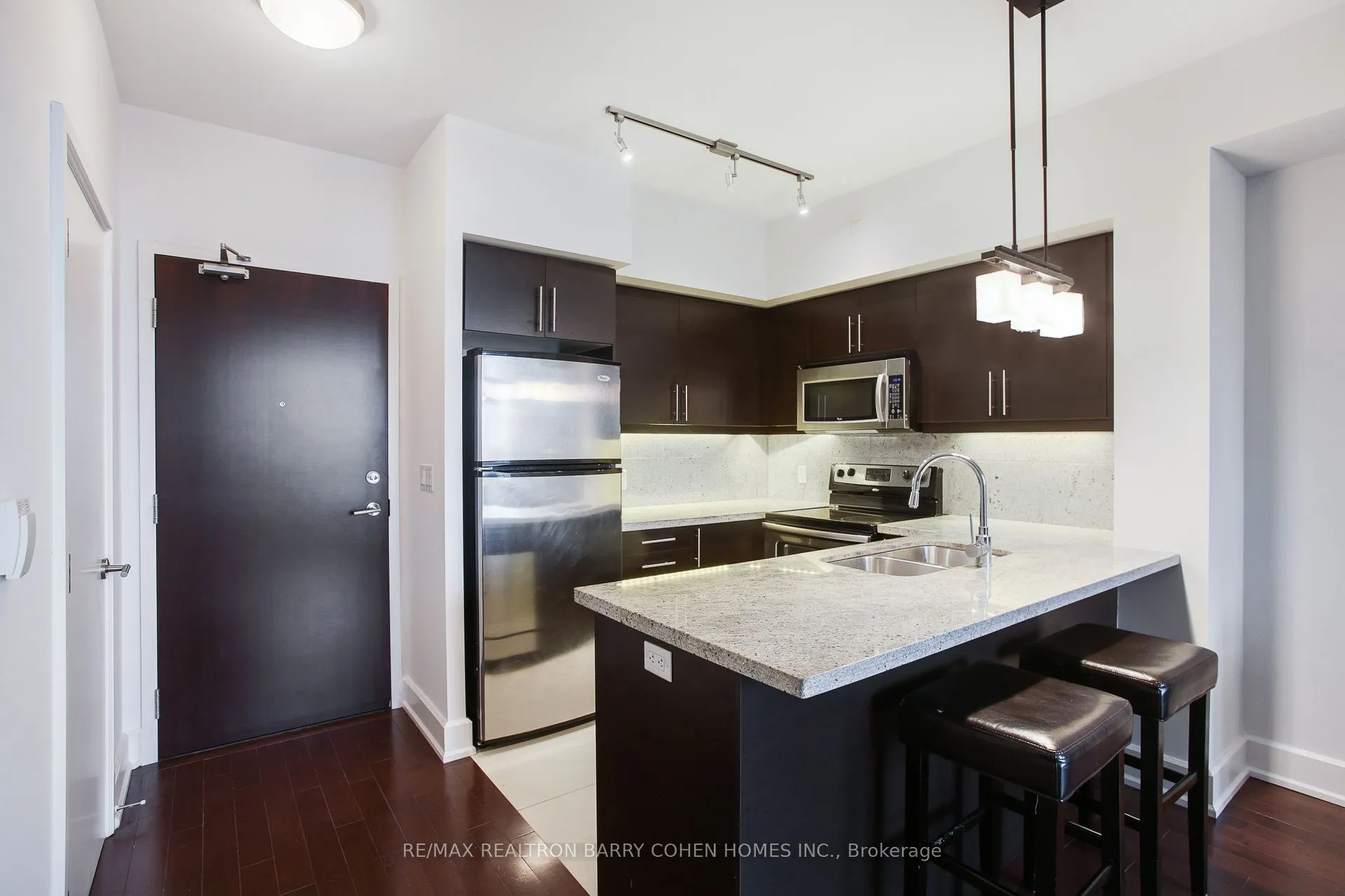 676 Sheppard Avenue E, #616