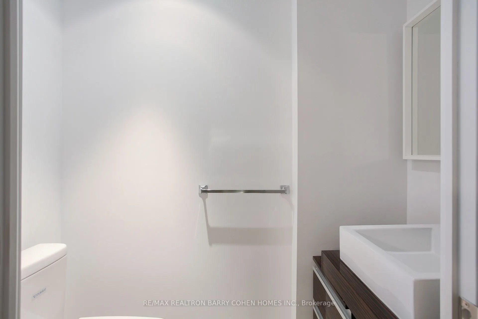 676 Sheppard Avenue E, #616