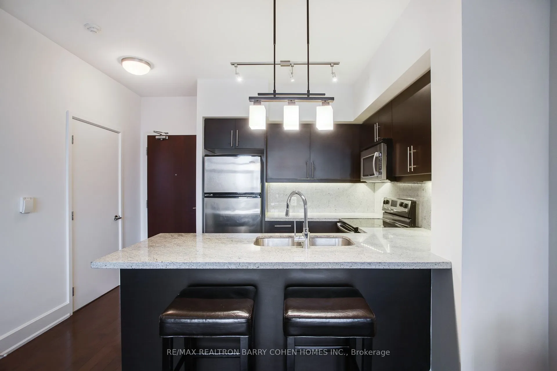 676 Sheppard Avenue E, #616