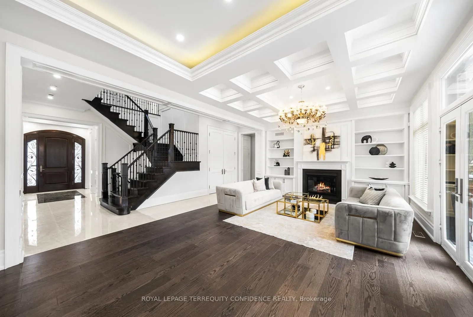 193 Brookbanks Drive
