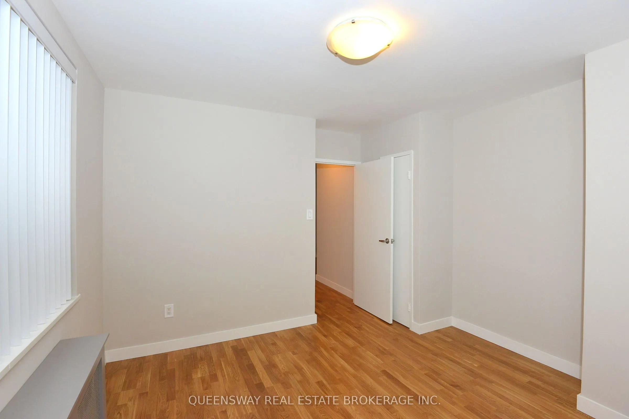 263 Russell Hill Road, #402
