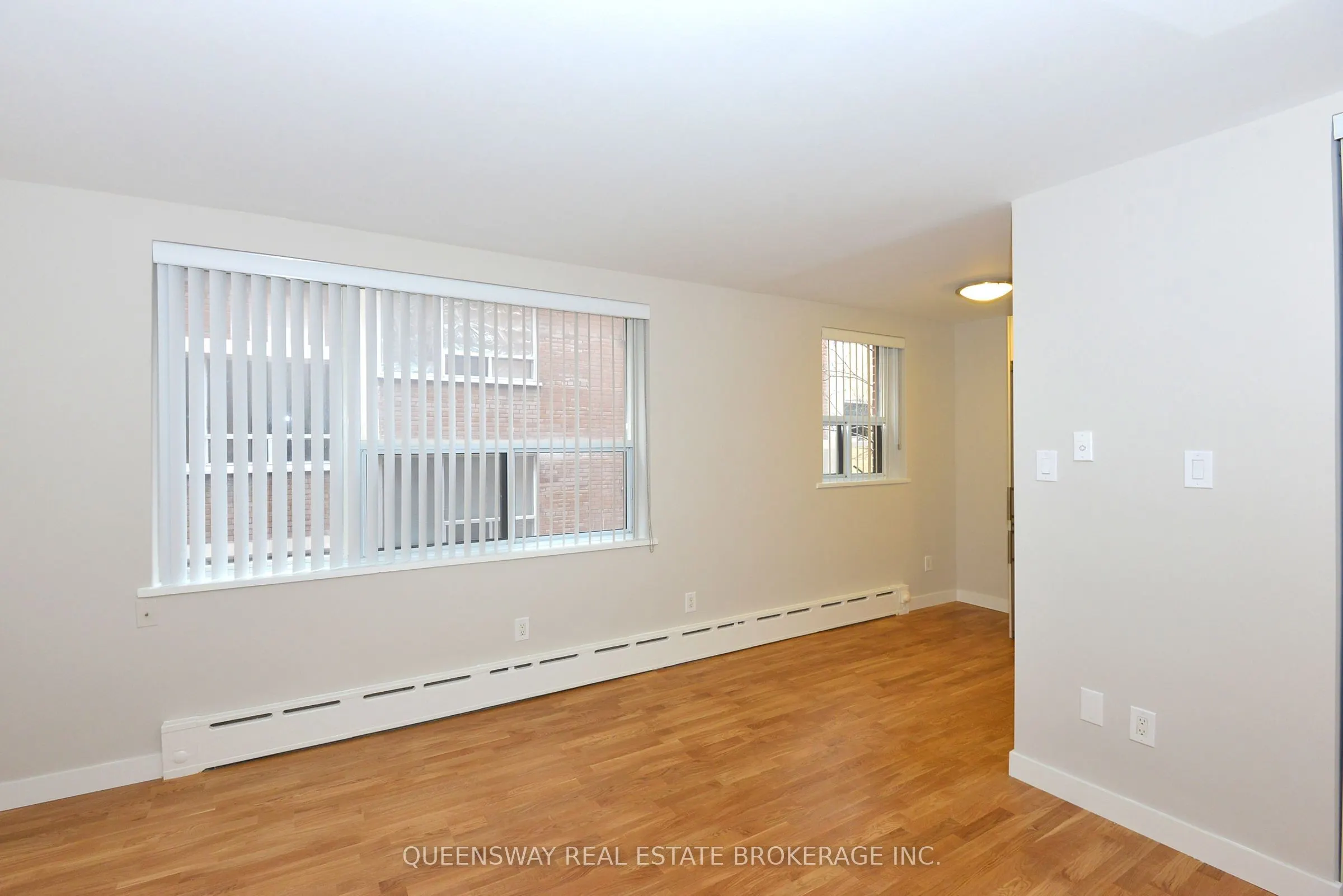 263 Russell Hill Road, #402