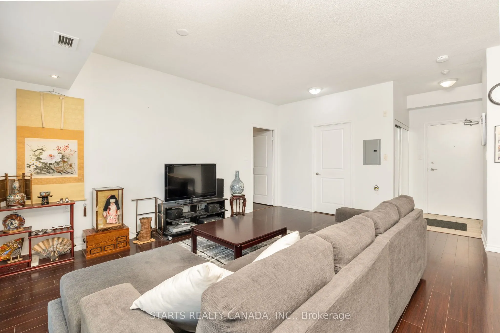 920 Sheppard Avenue W, #PH910