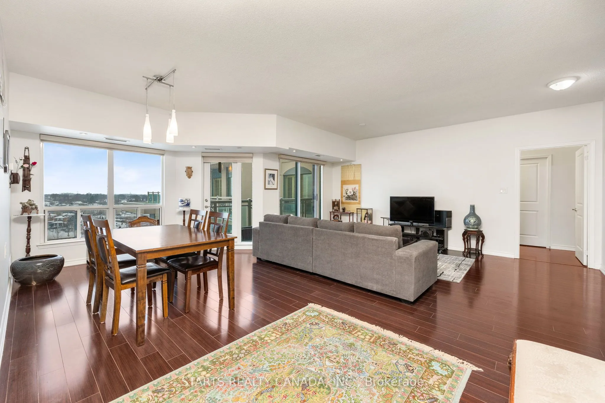 920 Sheppard Avenue W, #PH910