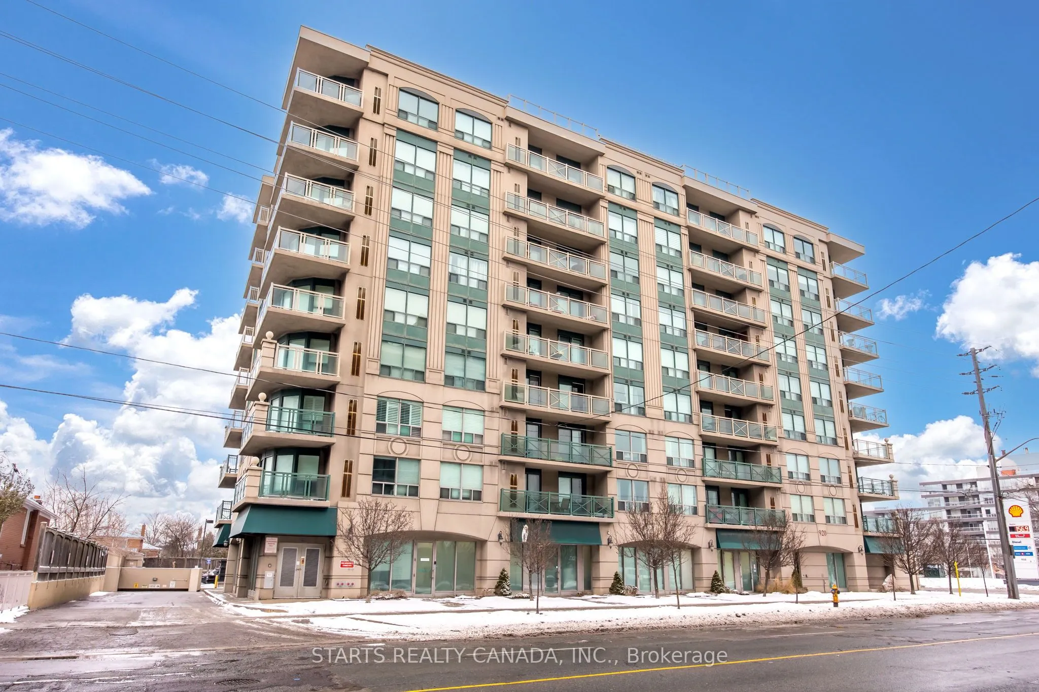 920 Sheppard Avenue W, #PH910