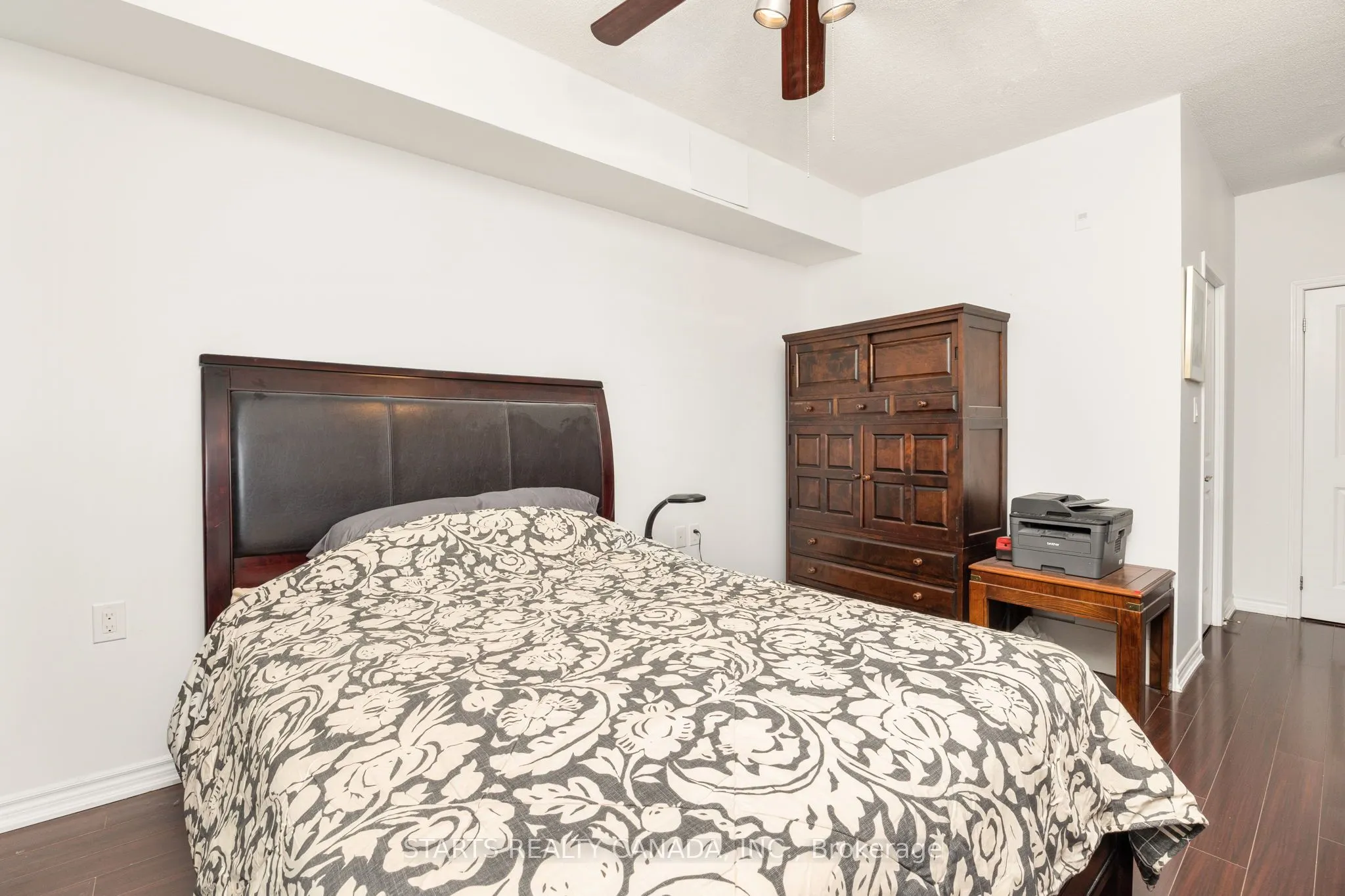 920 Sheppard Avenue W, #PH910
