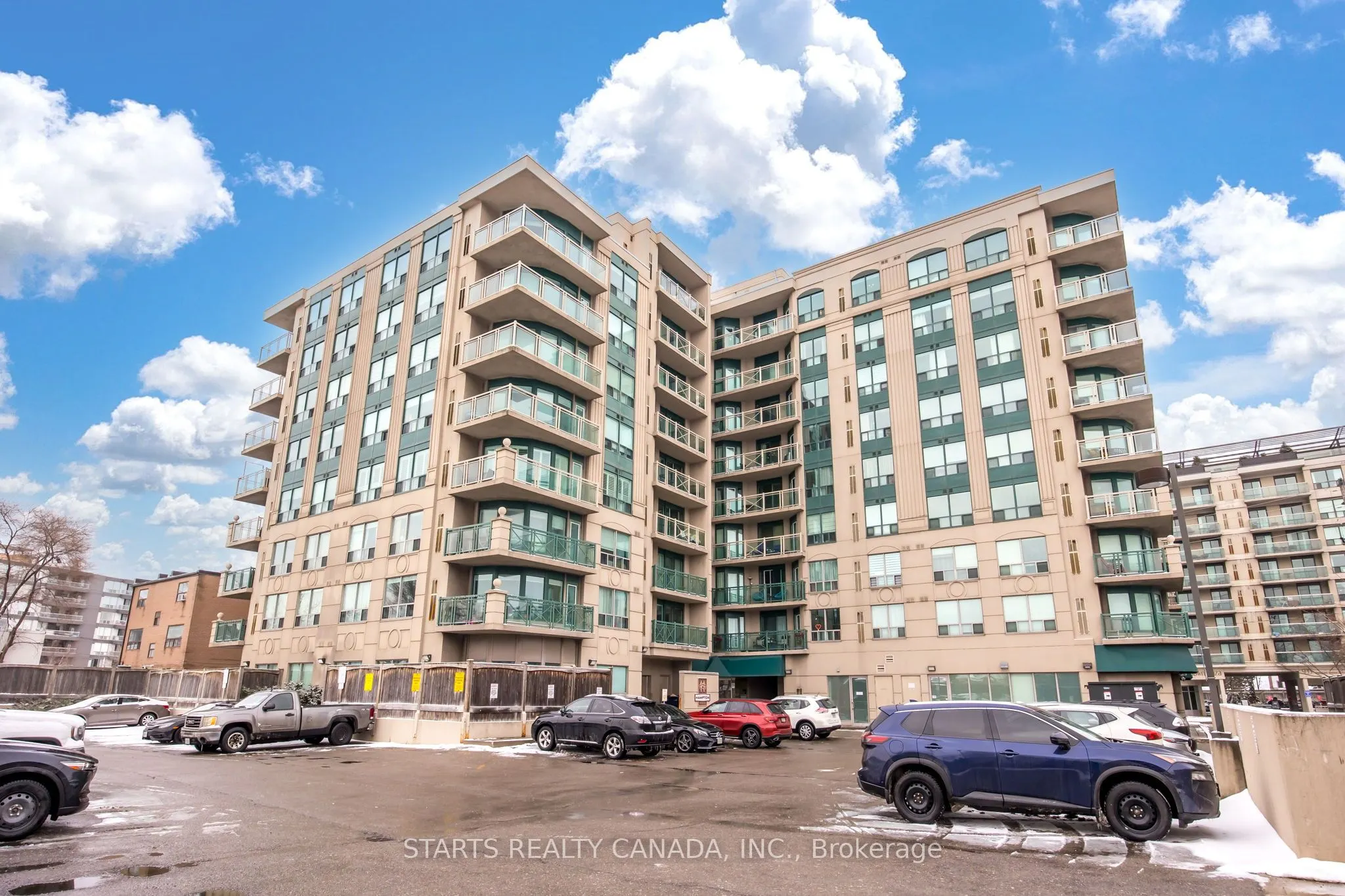 920 Sheppard Avenue W, #PH910
