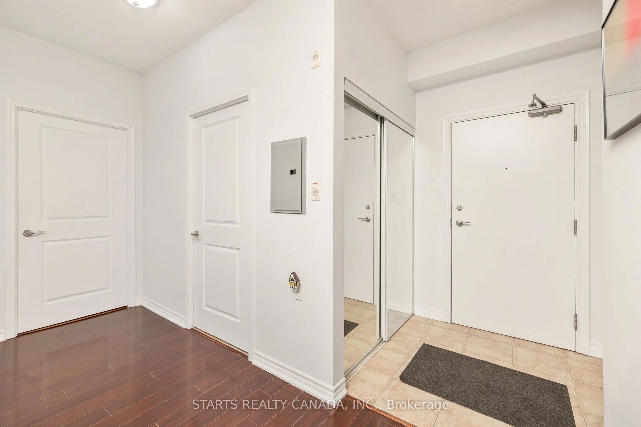 920 Sheppard Avenue W, #PH910