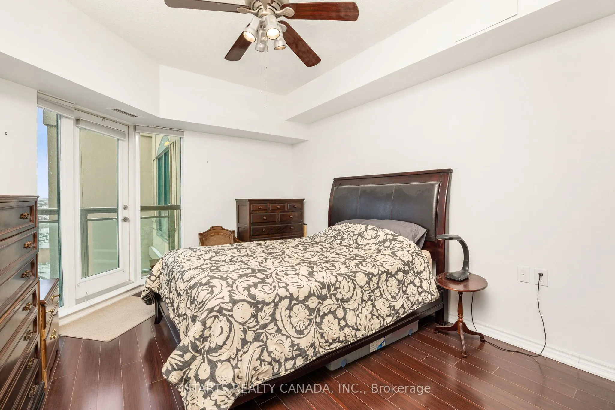 920 Sheppard Avenue W, #PH910